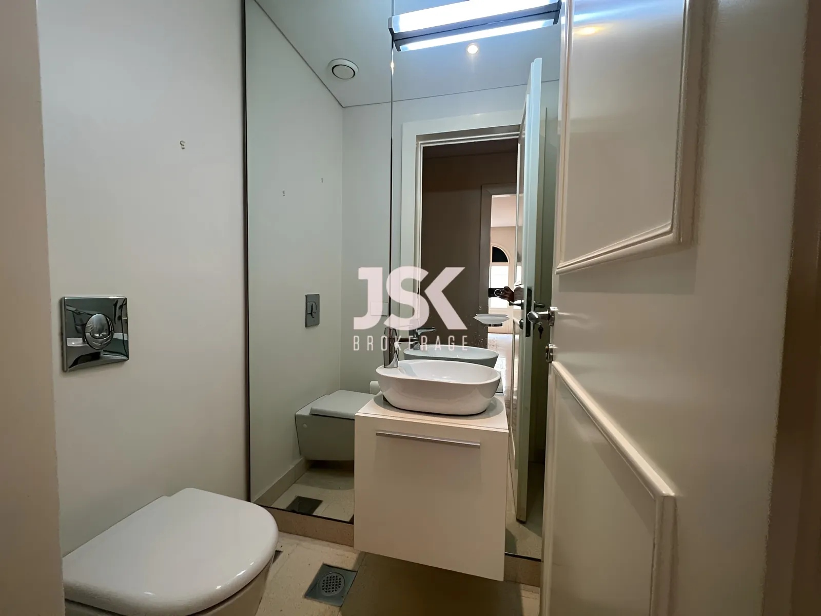 Apartment for Rent in Achrafieh