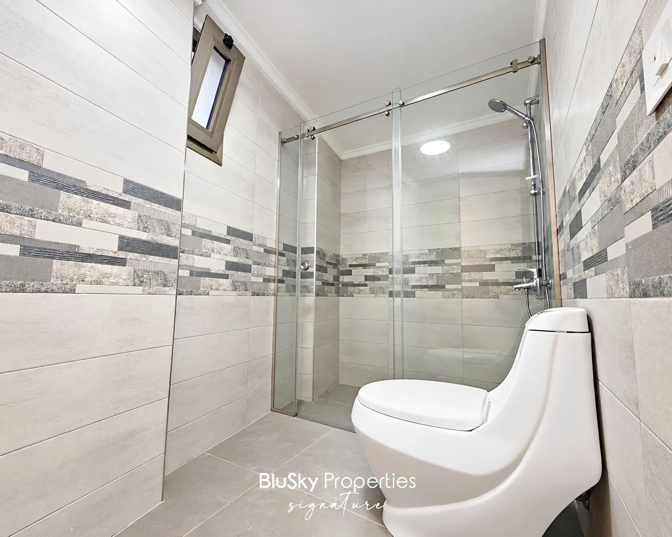 Apartment for sale in Jouret El Ballout