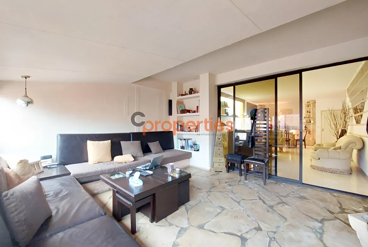 Apartment for Sale in Ain Saadeh