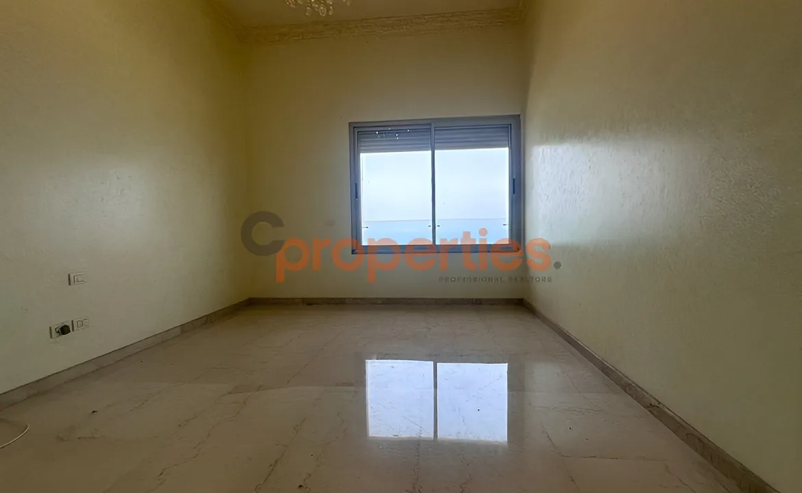 Apartment for Rent in Manara