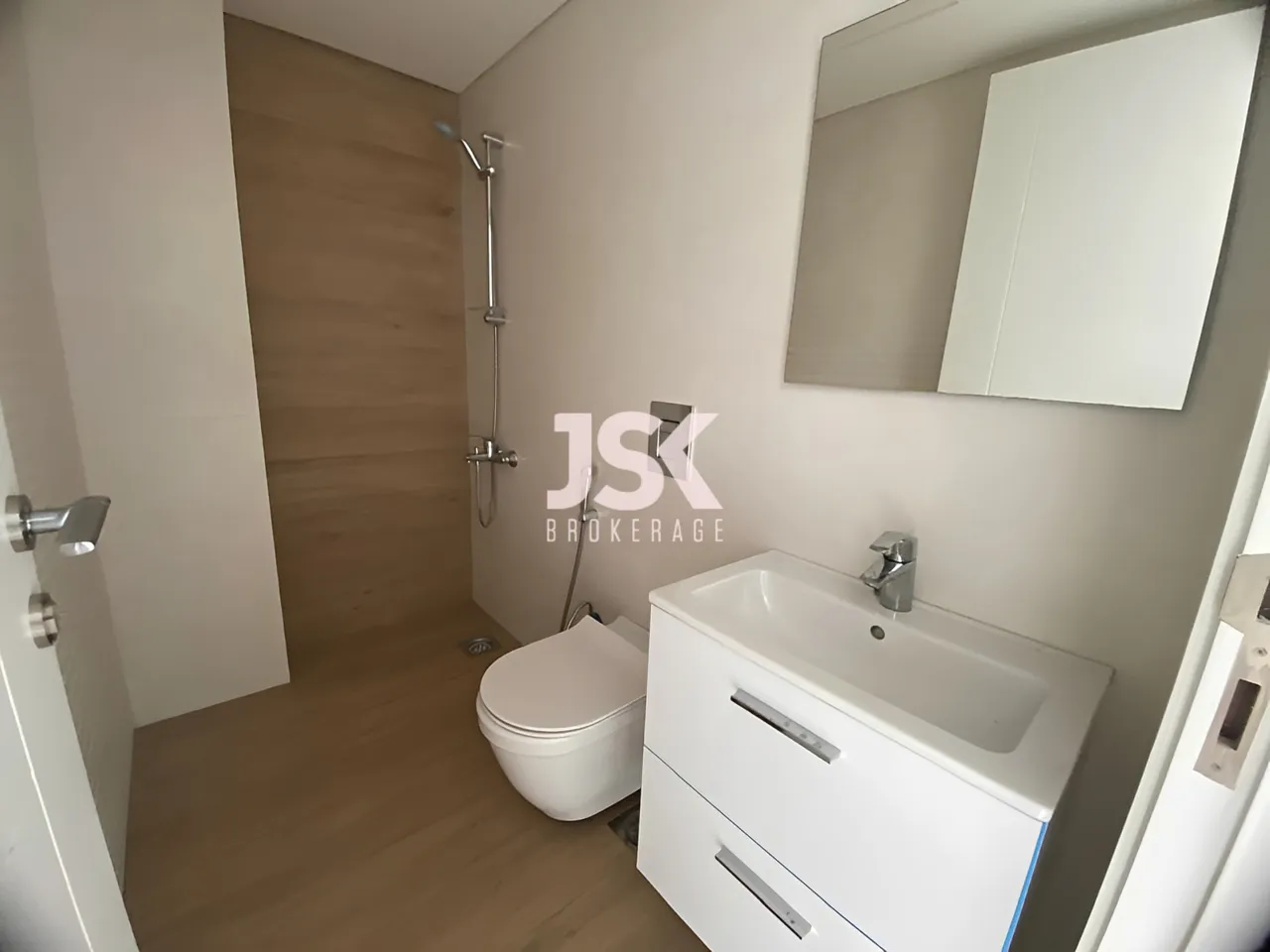 Apartment for Sale in Hamra