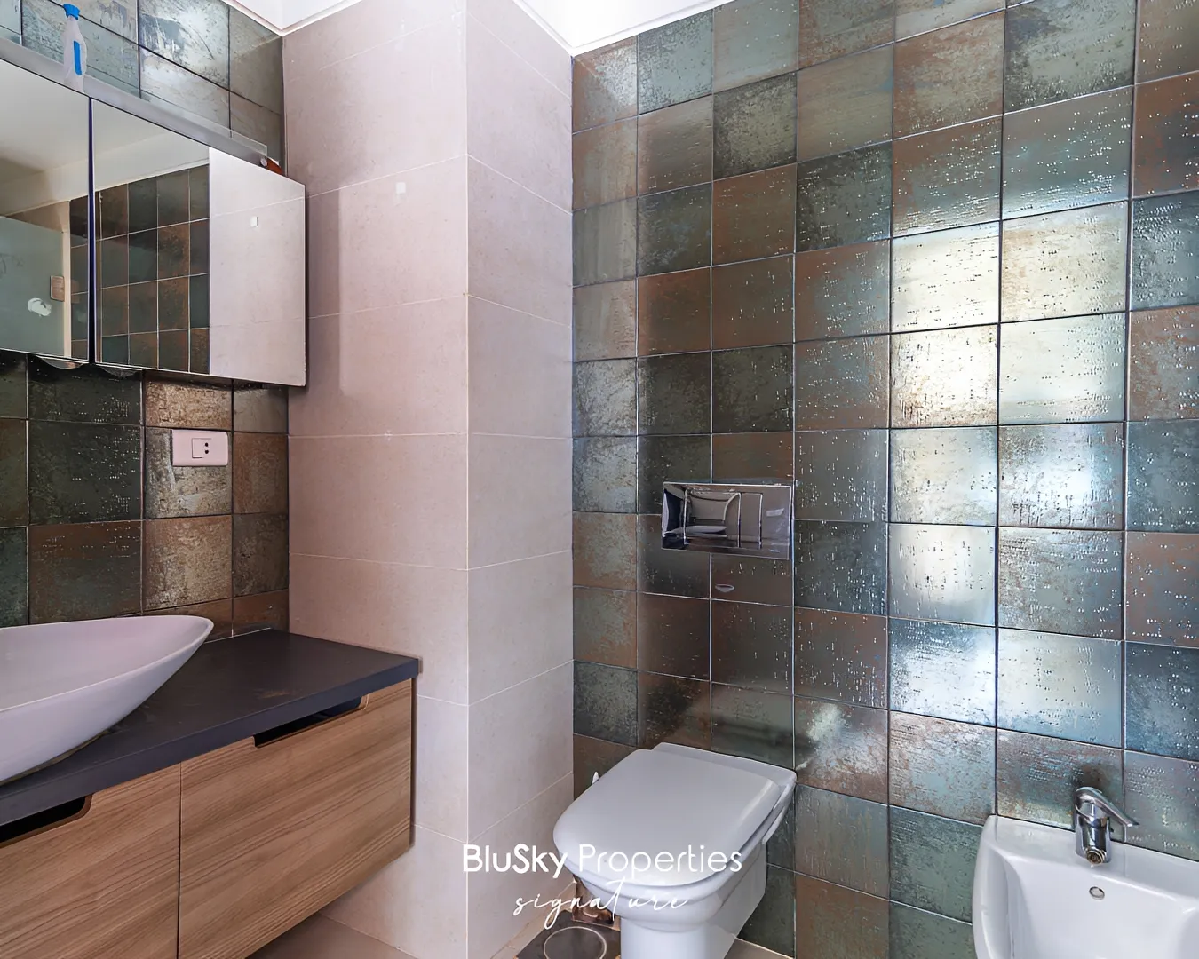 Apartment for sale in Ain Najm