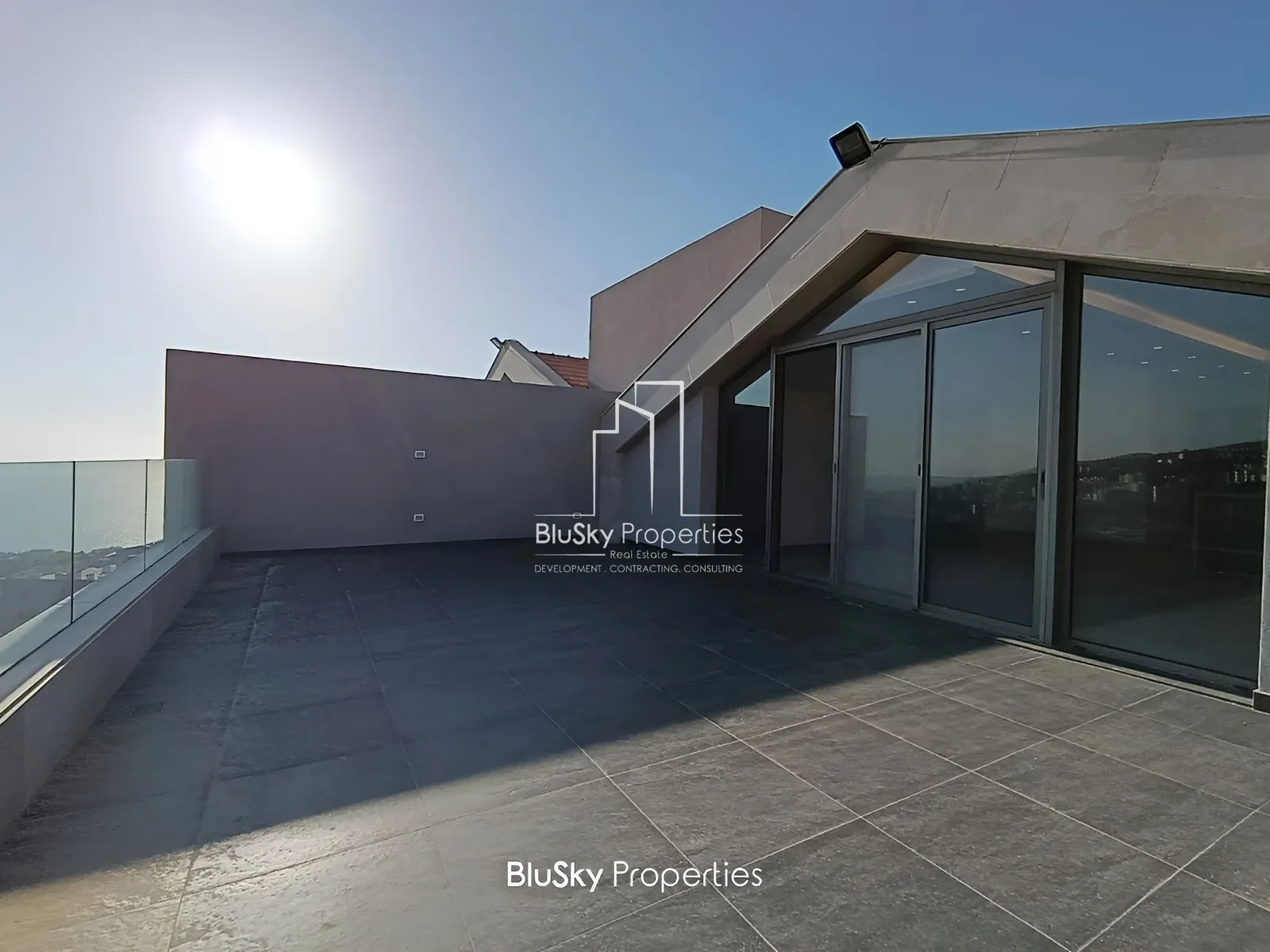 Duplex for Sale in Blat - 4 bed, 6 bath
