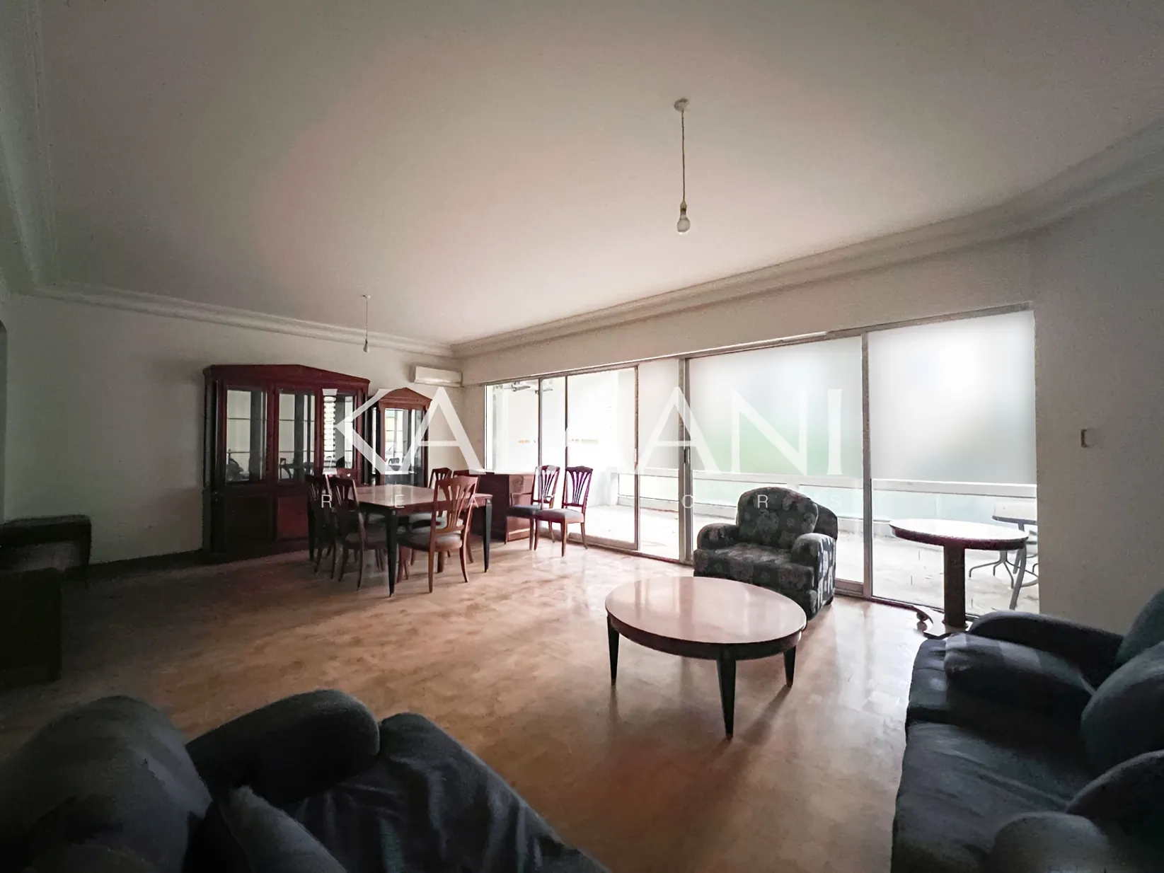 Apartment for rent in Achrafieh, Beirut, Lebanon - 3 bed, 4 bath