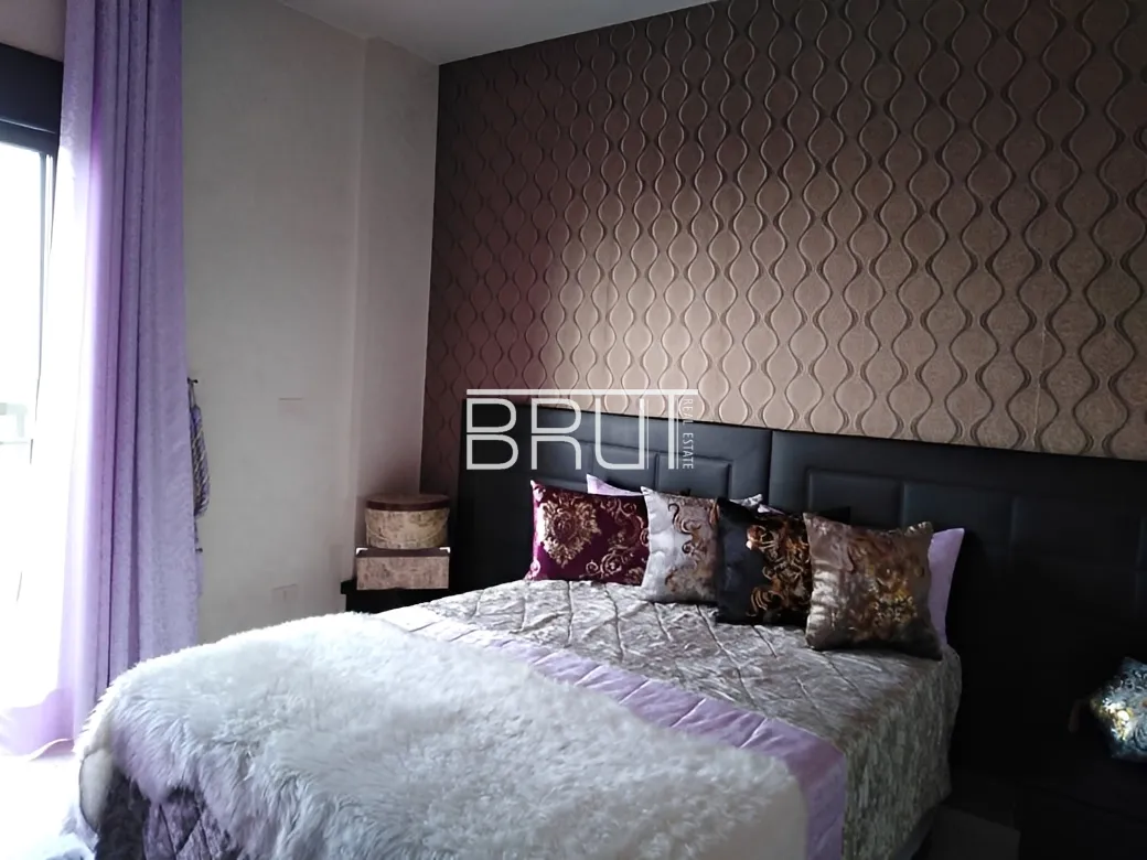 Apartment for Rent in Ballouneh