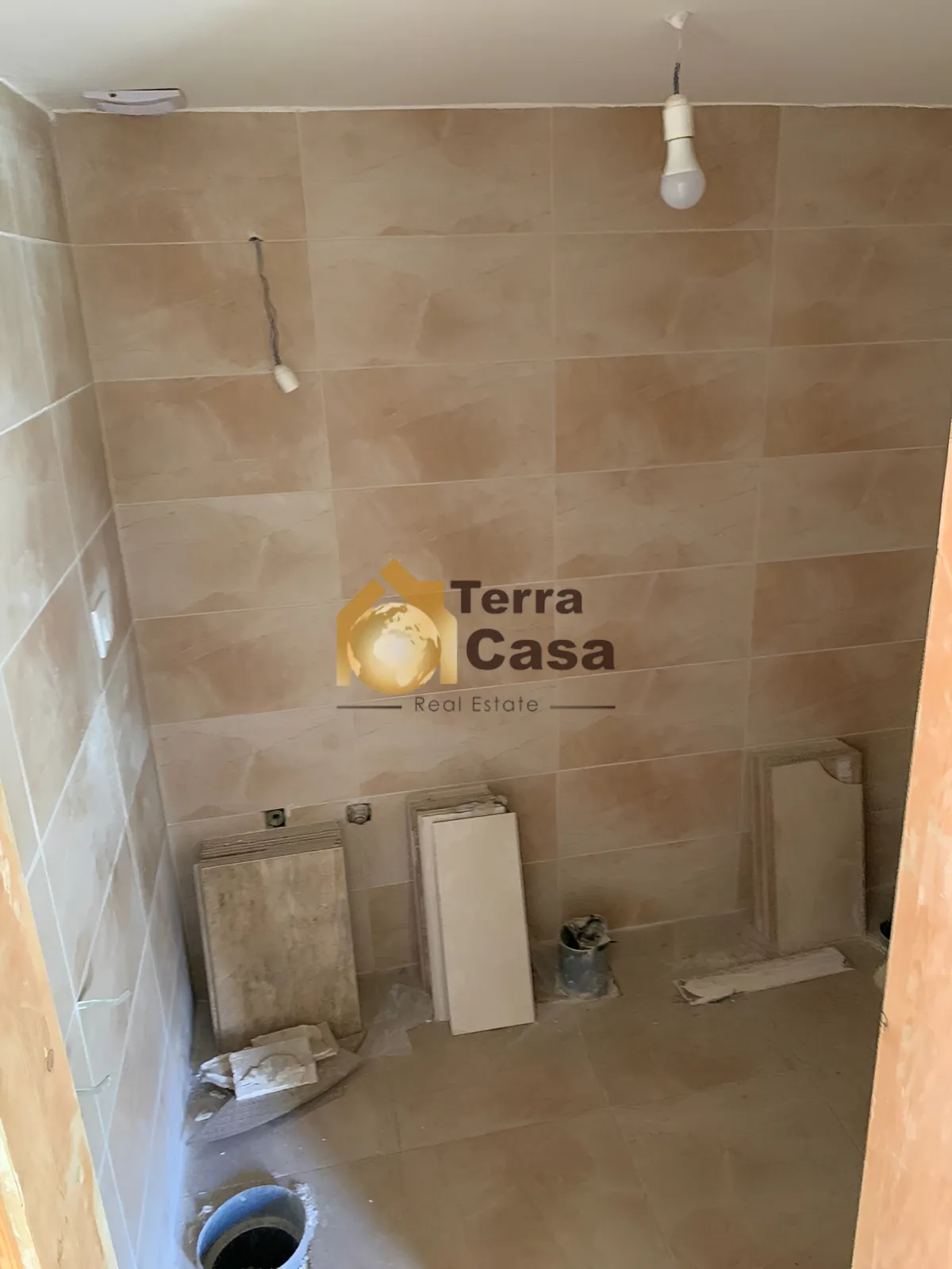 Apartment for Sale in Ain el Ghossein