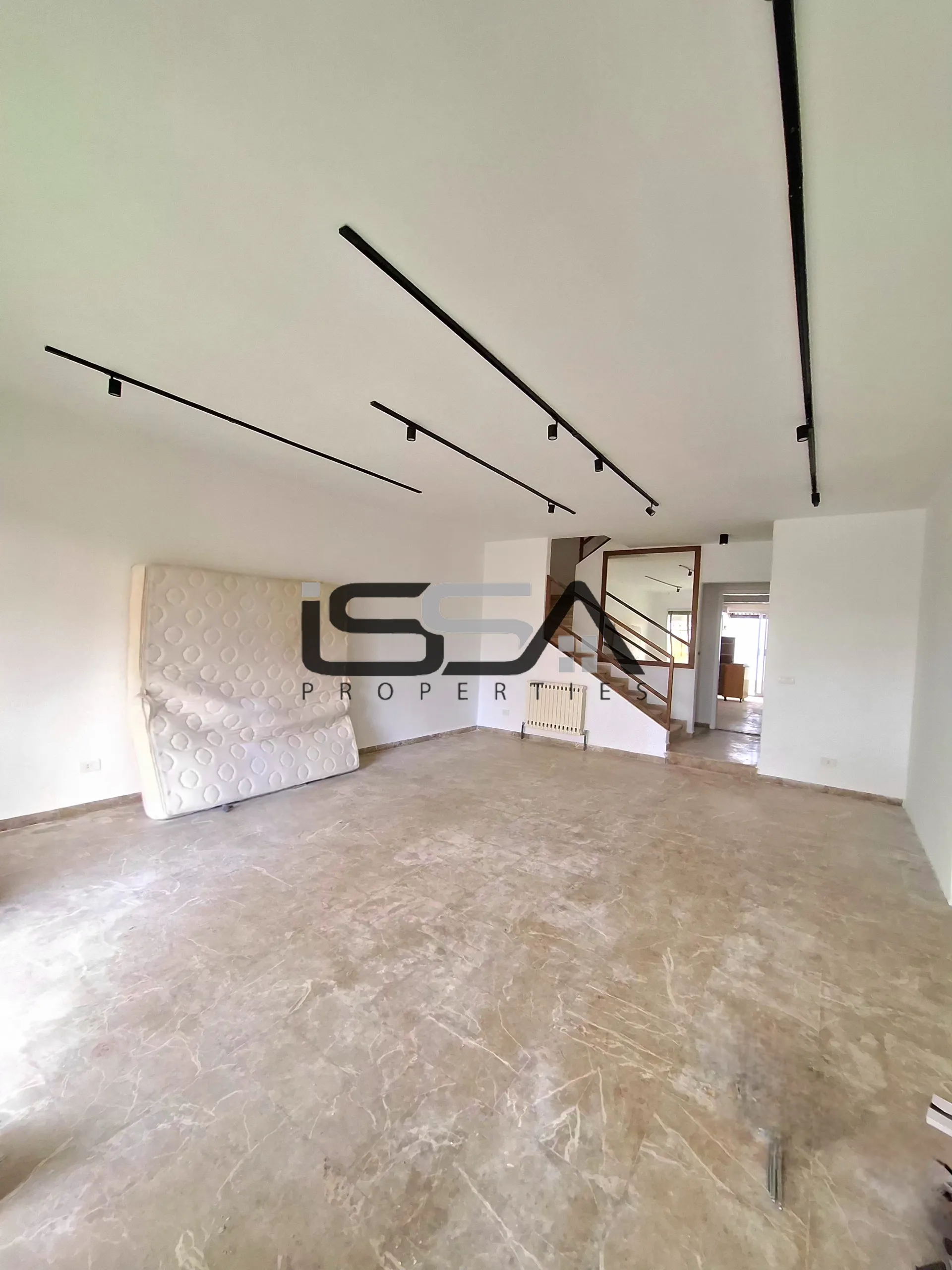 Duplex for rent in Ballouneh, lebanon