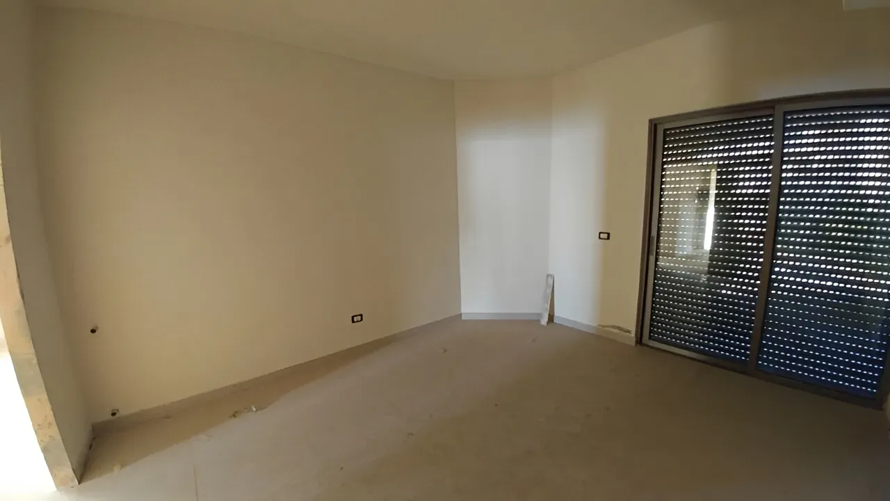Apartment for Sale in Ballouneh - 4 bed, 4 bath