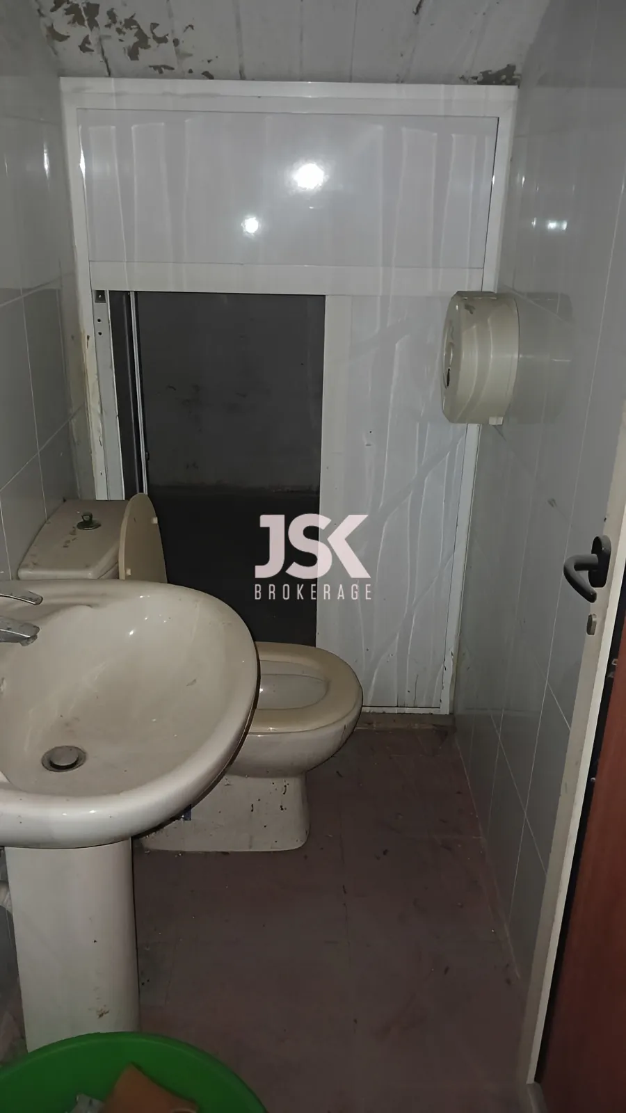 Warehouse for Rent in Jdeideh
