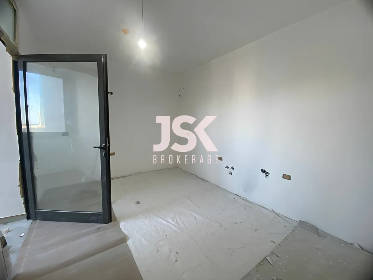 Apartment for Sale in Zokak el Blat, Beirut - 2 bed, 4 bath