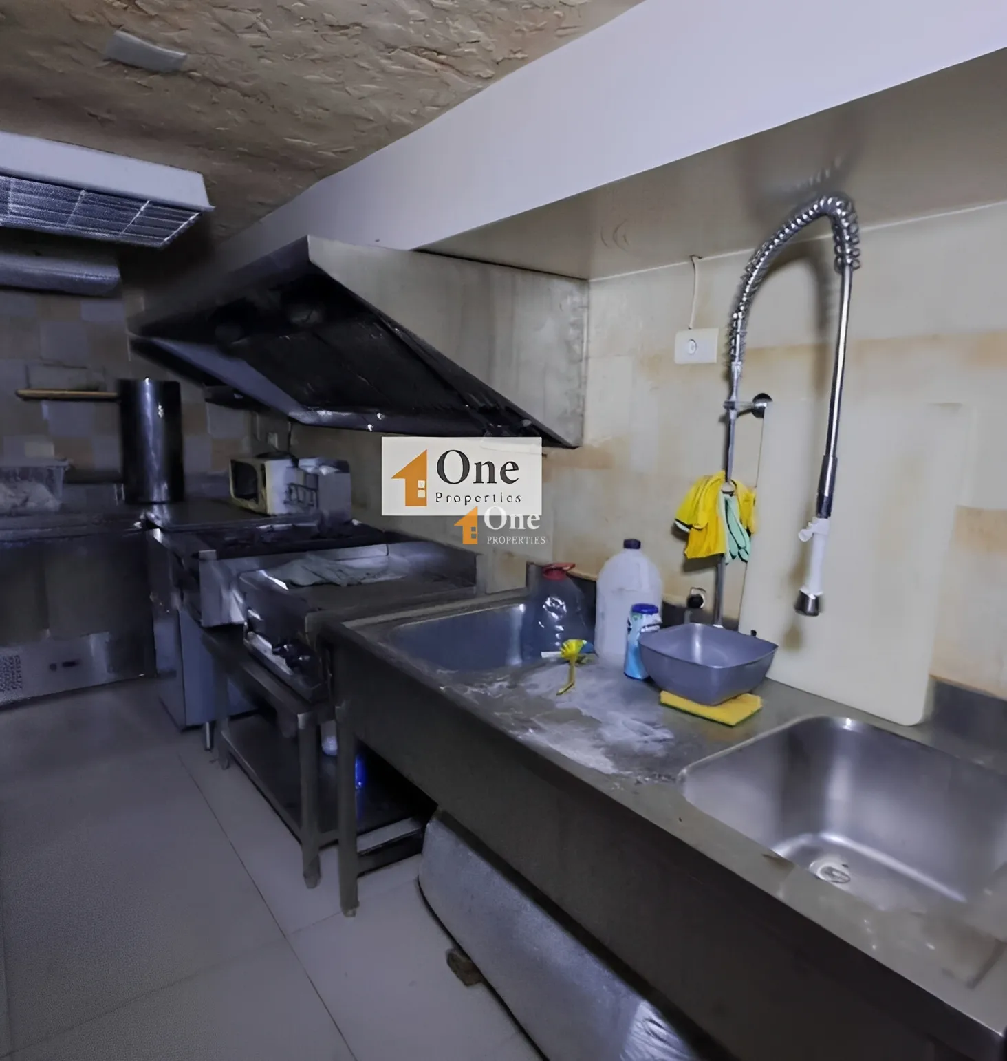 Restaurant for rent in Jbeil, Lebanon