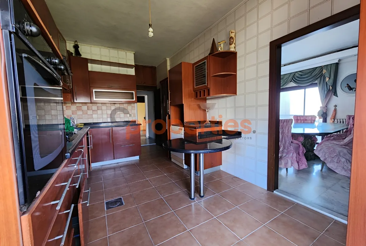 Apartment for Sale in Ballouneh