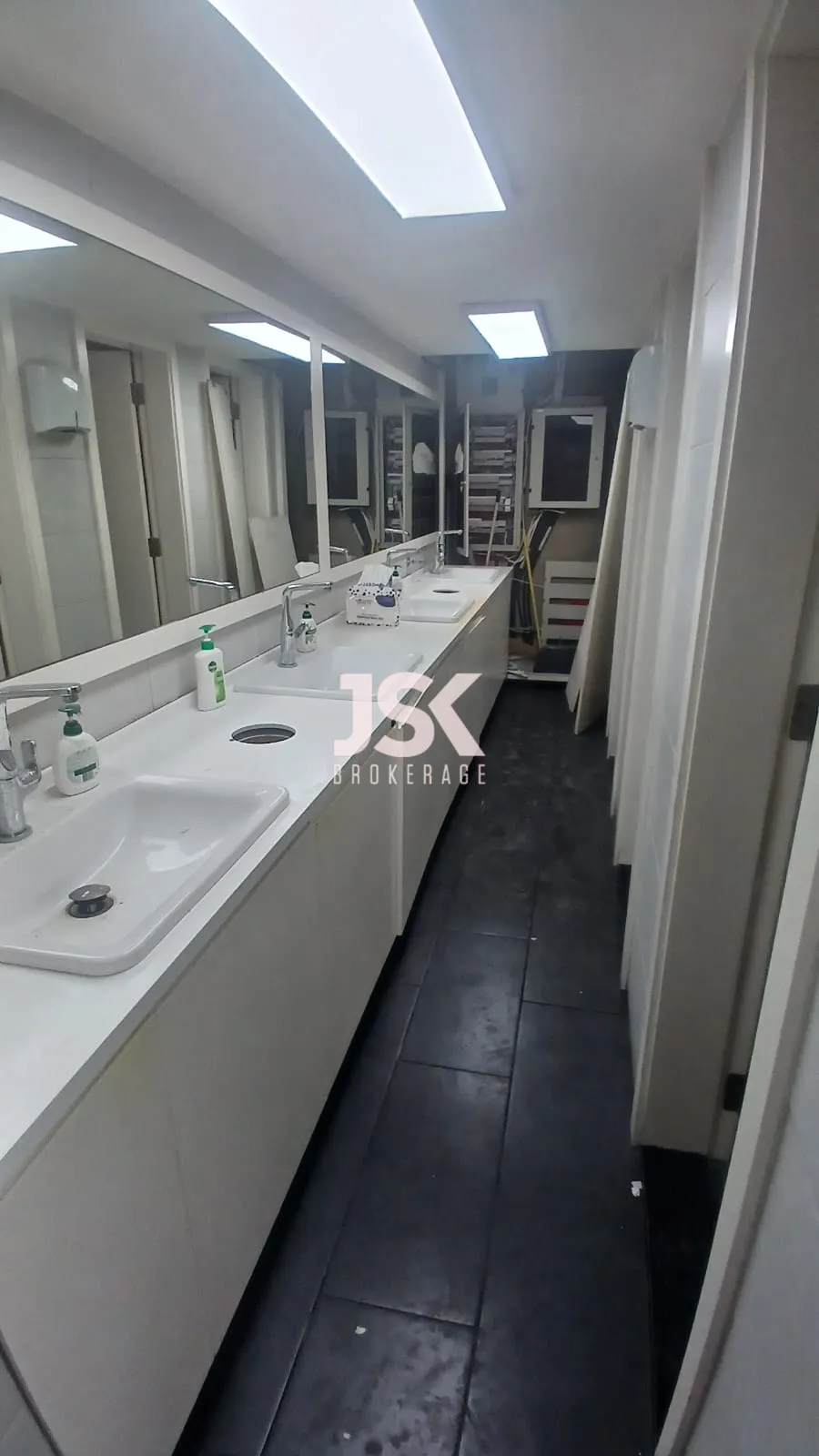 Office for Rent in Dbayeh