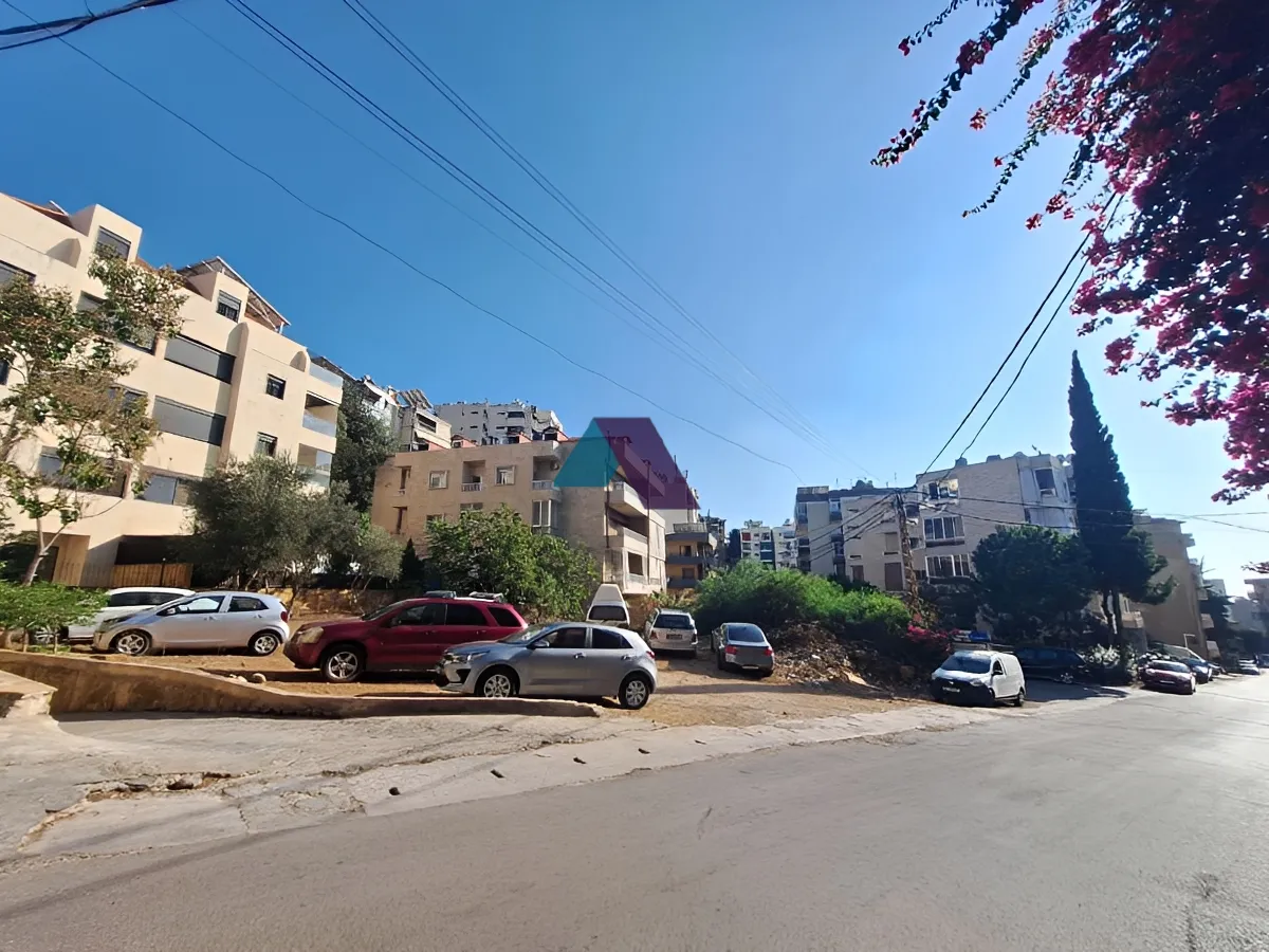 Land for Sale in Mansourieh