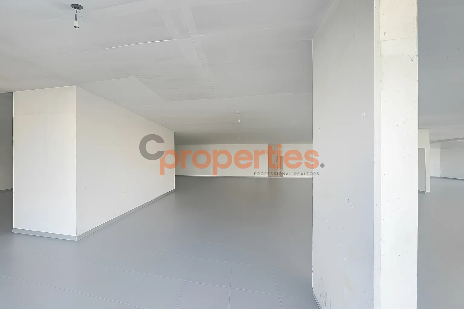Warehouse for sale in Mar Roukouz