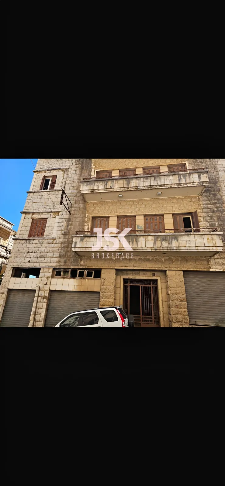 Building for Sale in Saoufar