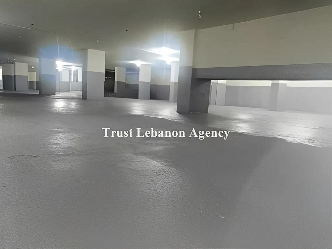 Commercial Property For Sale in Corniche El Mazraaa,