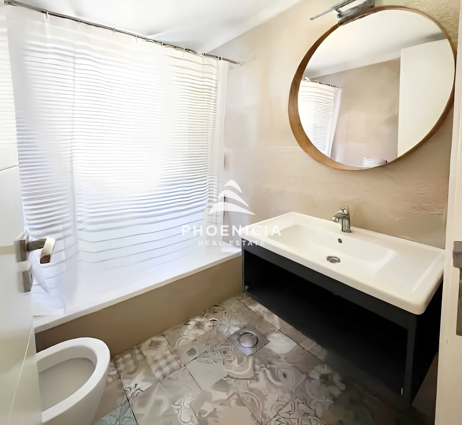 Apartment for sale in Blat
