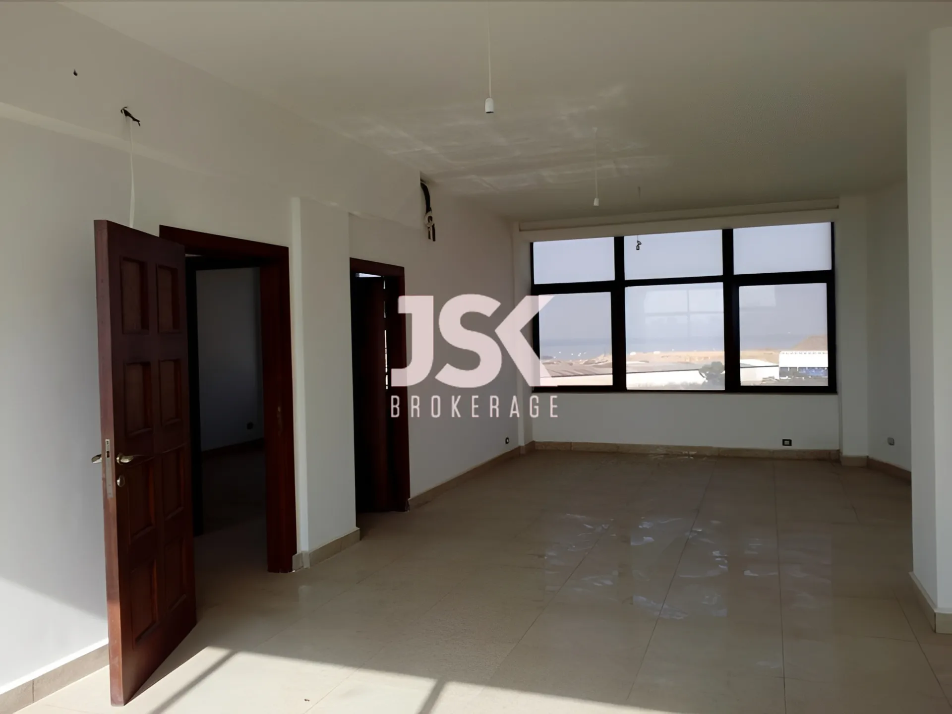 Office for Sale in Daoura