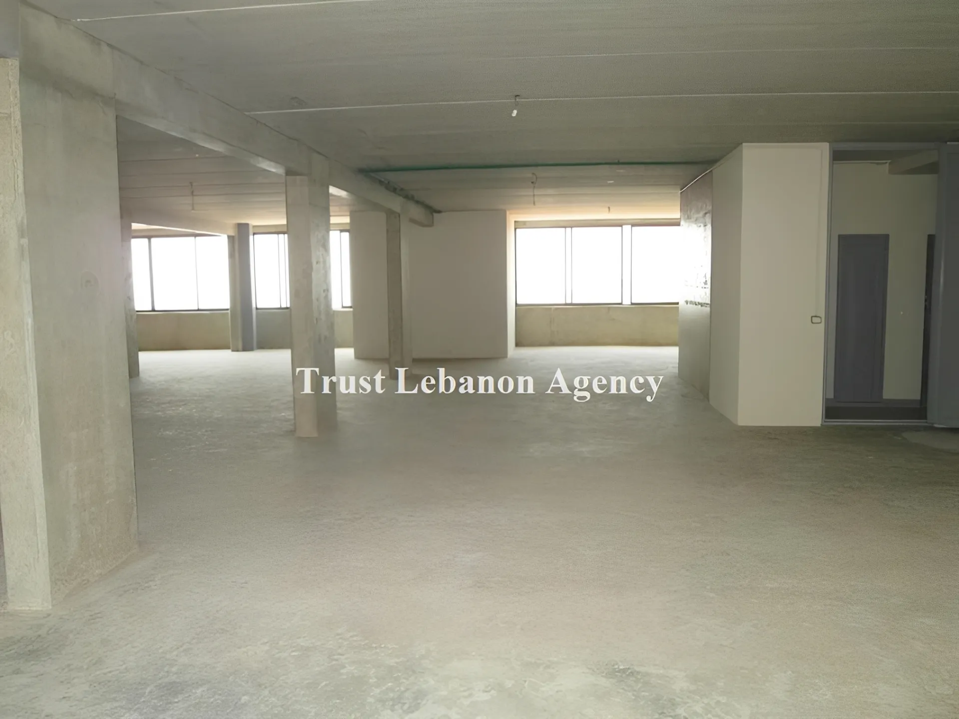Commercial Property For Sale in Metn, Mazraet Yashouh