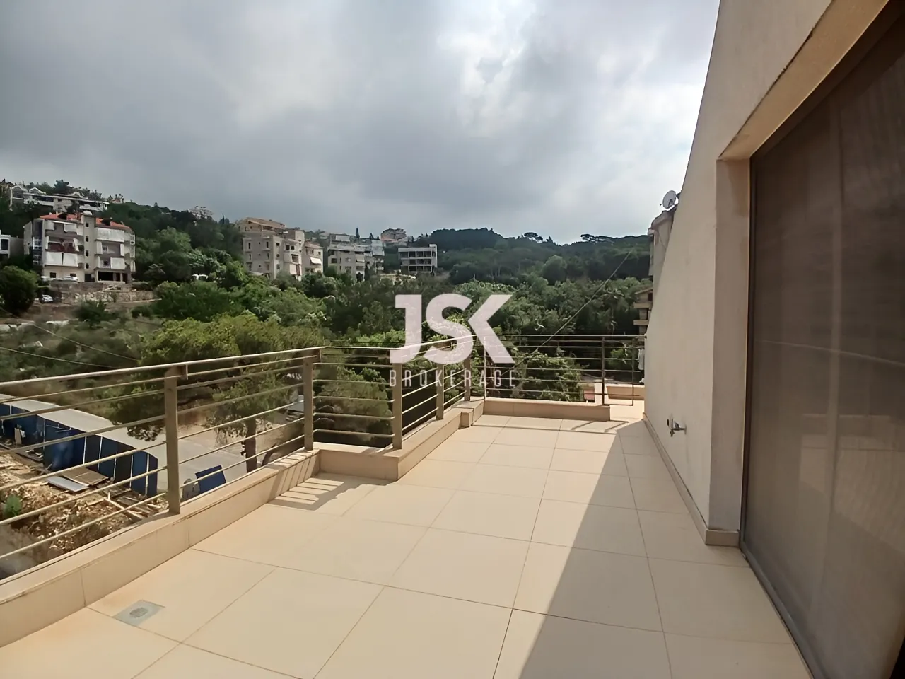 Apartment for Rent in Qornet El Hamra