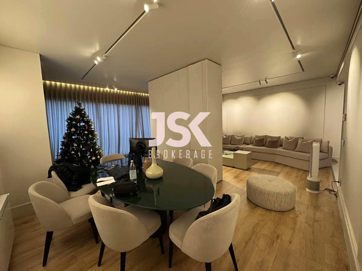 Apartment for Sale in Hamra, Beirut, Lebanon - 2 bed, 3 bath