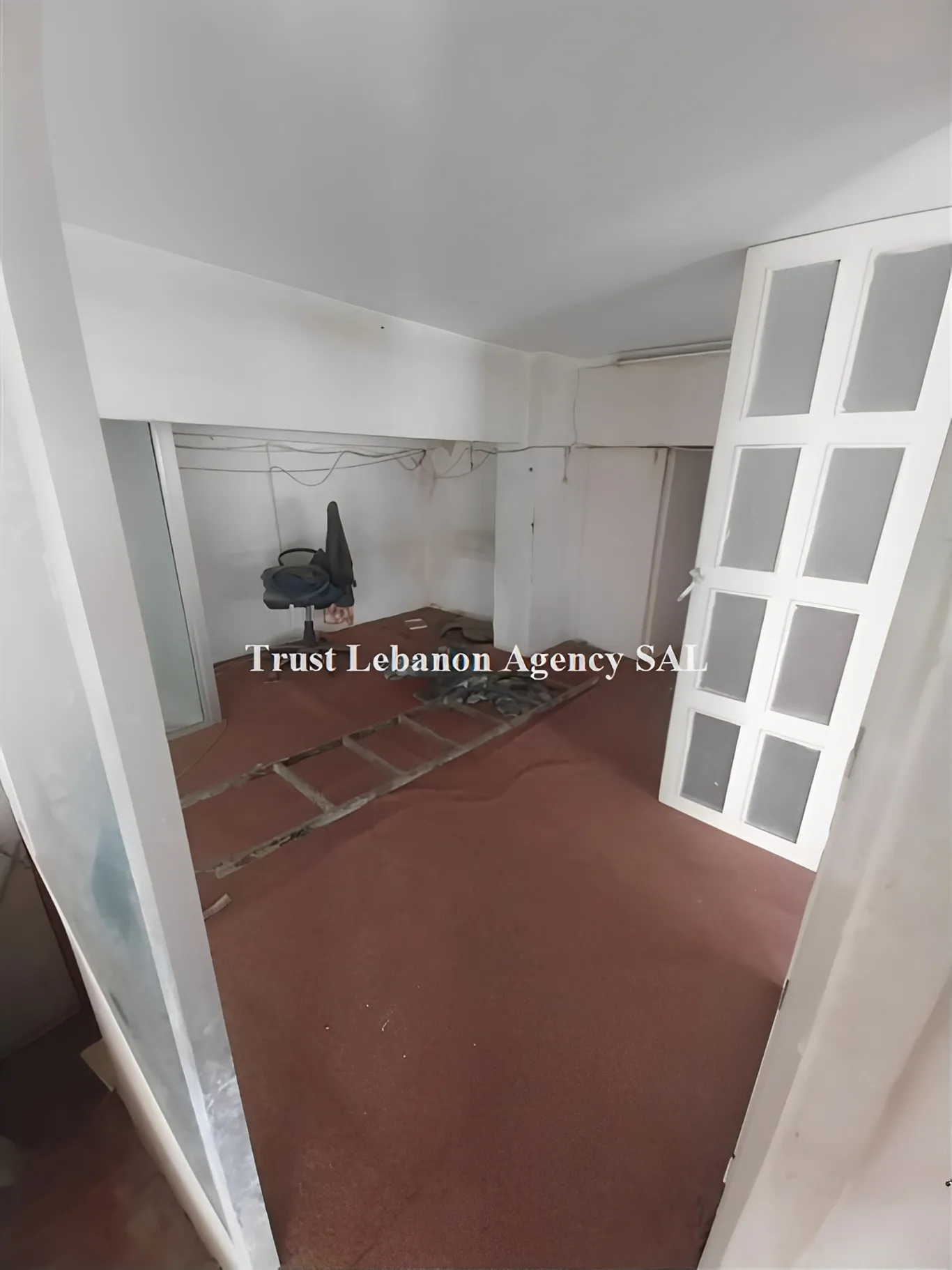 Commercial Property For Rent in Metn, Mkalles