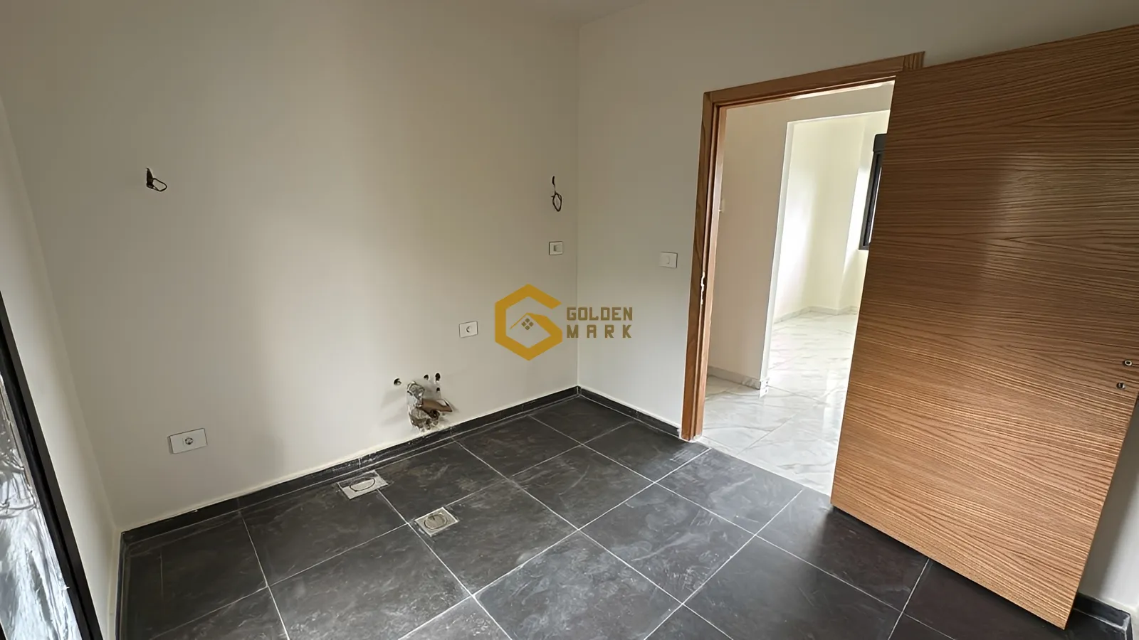 Apartment for Sale in Daoura - 3 bed, 3 bath