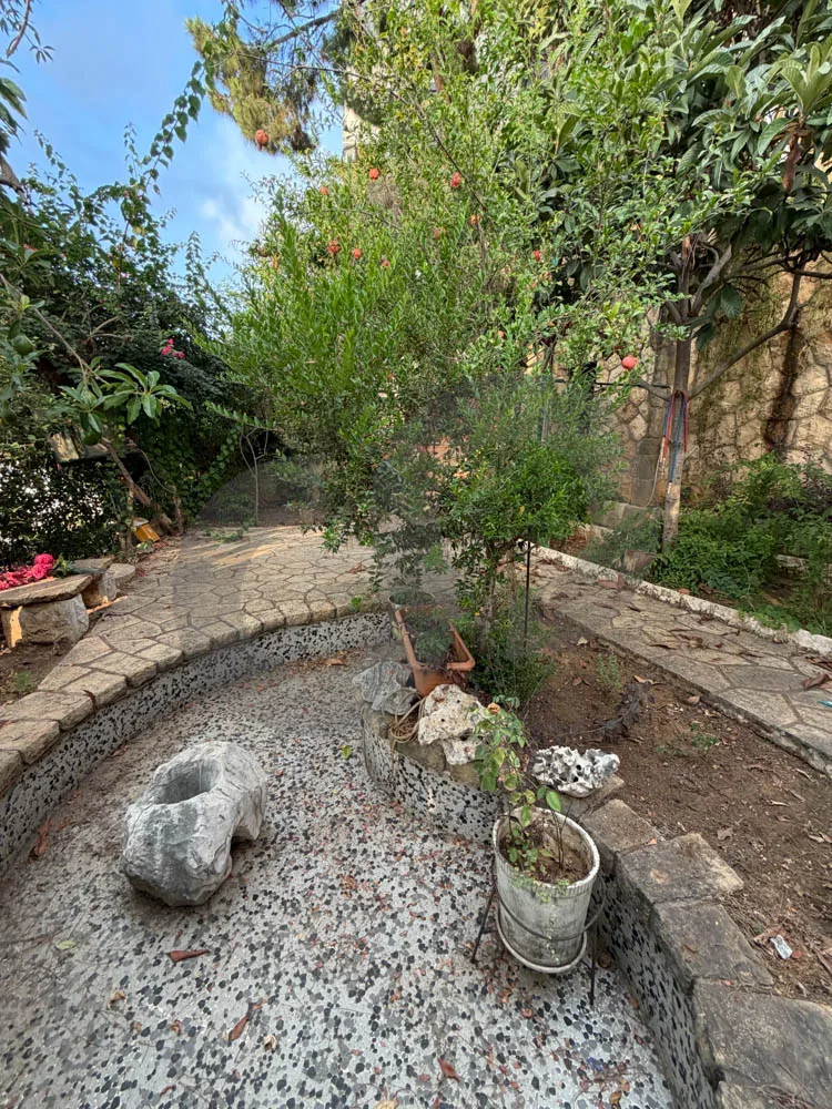 Villa for Sale in Naqqache