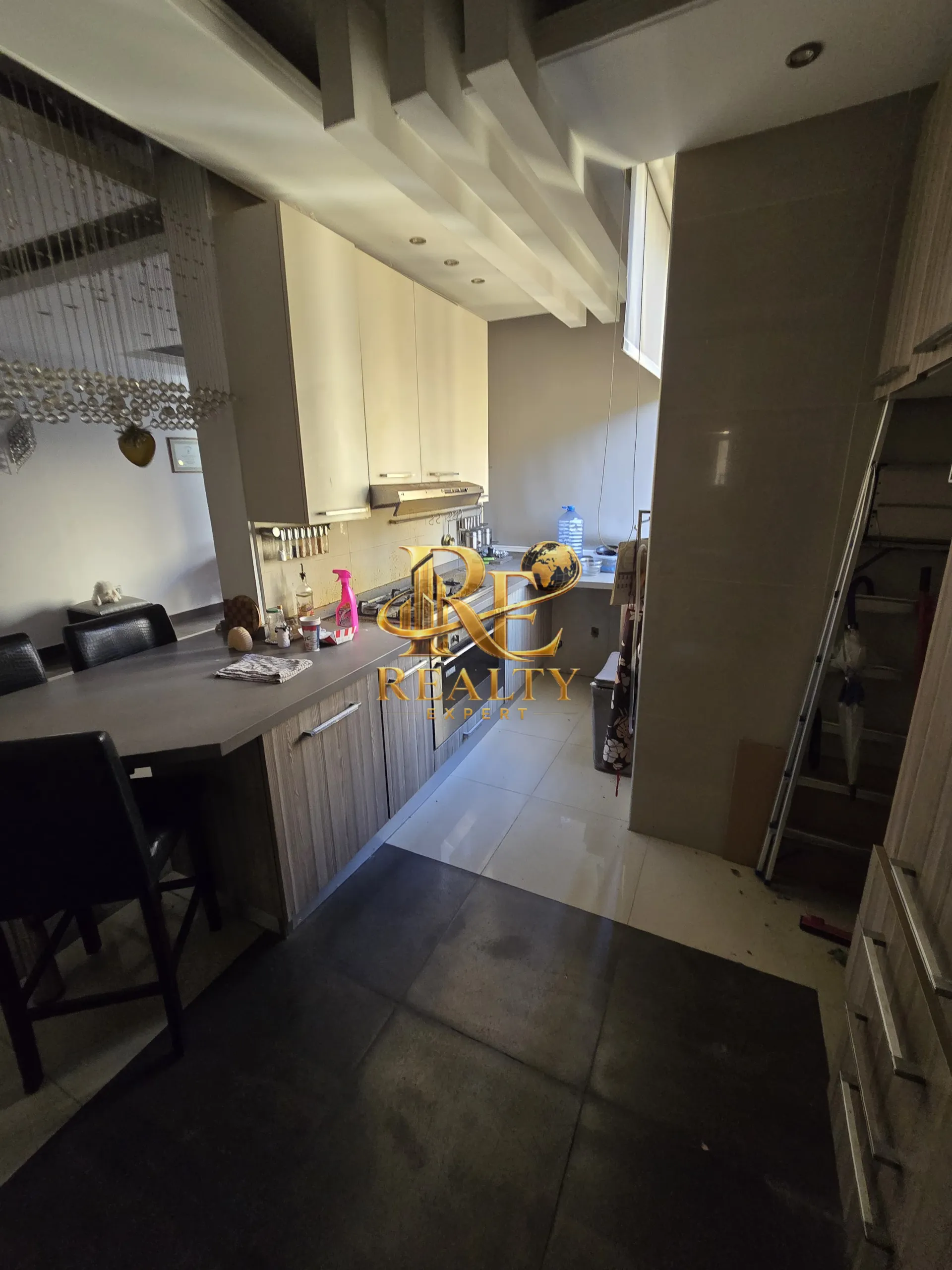 شقة for sale in بشامون، لبنان