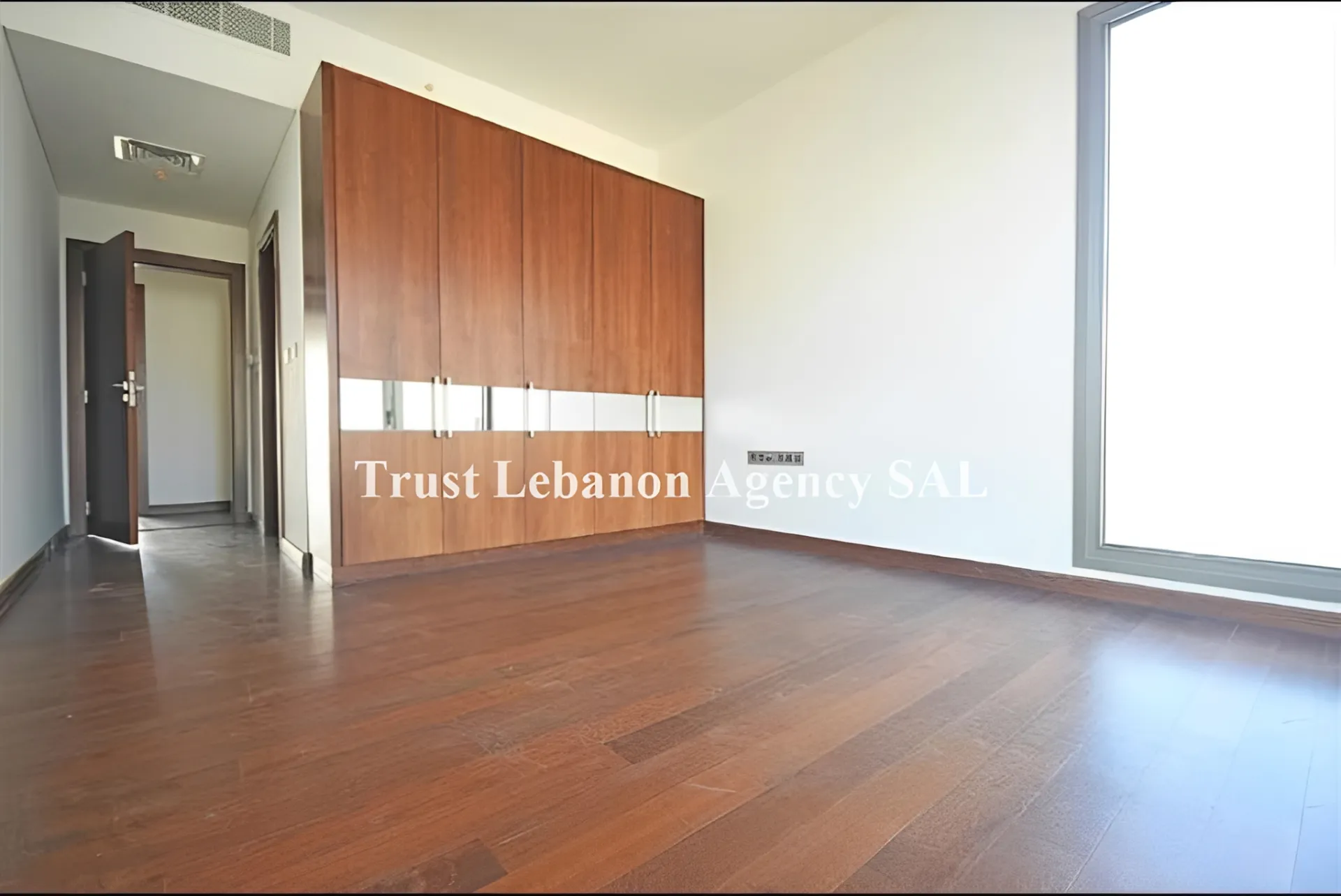Apartment for Sale in Raouche Beirut Lebanon - 4 bed, 6 bath