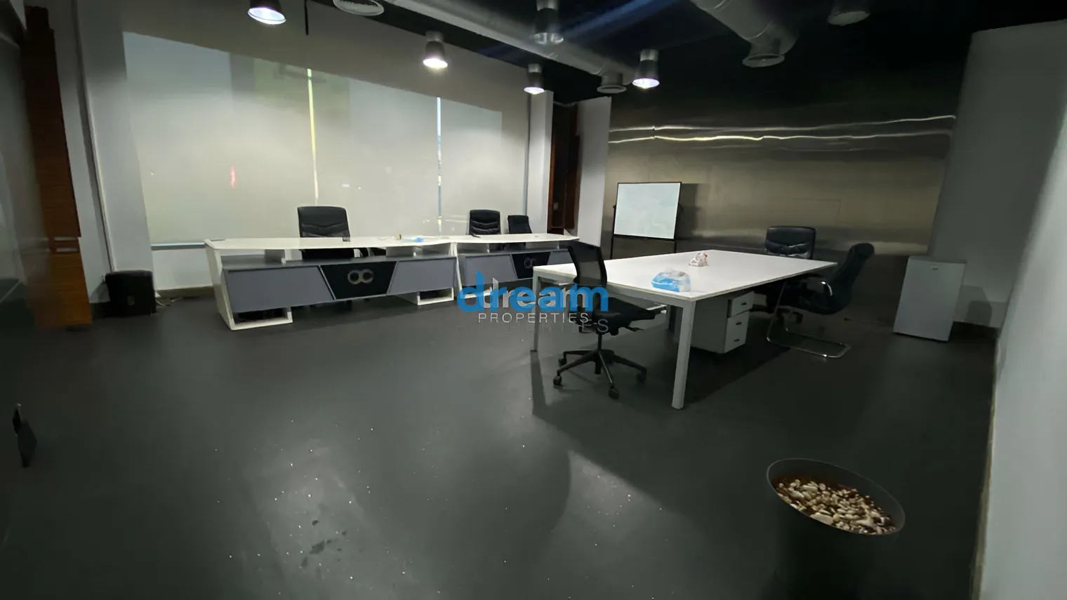 Office for rent in Dbayeh, Lebanon