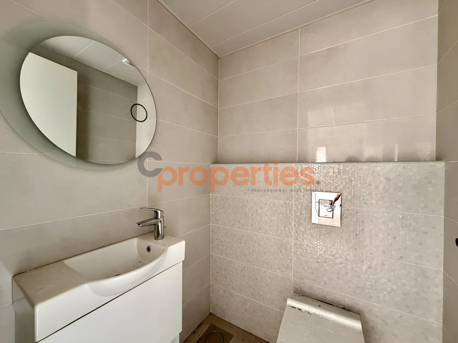 Apartment for Sale in Bsalim