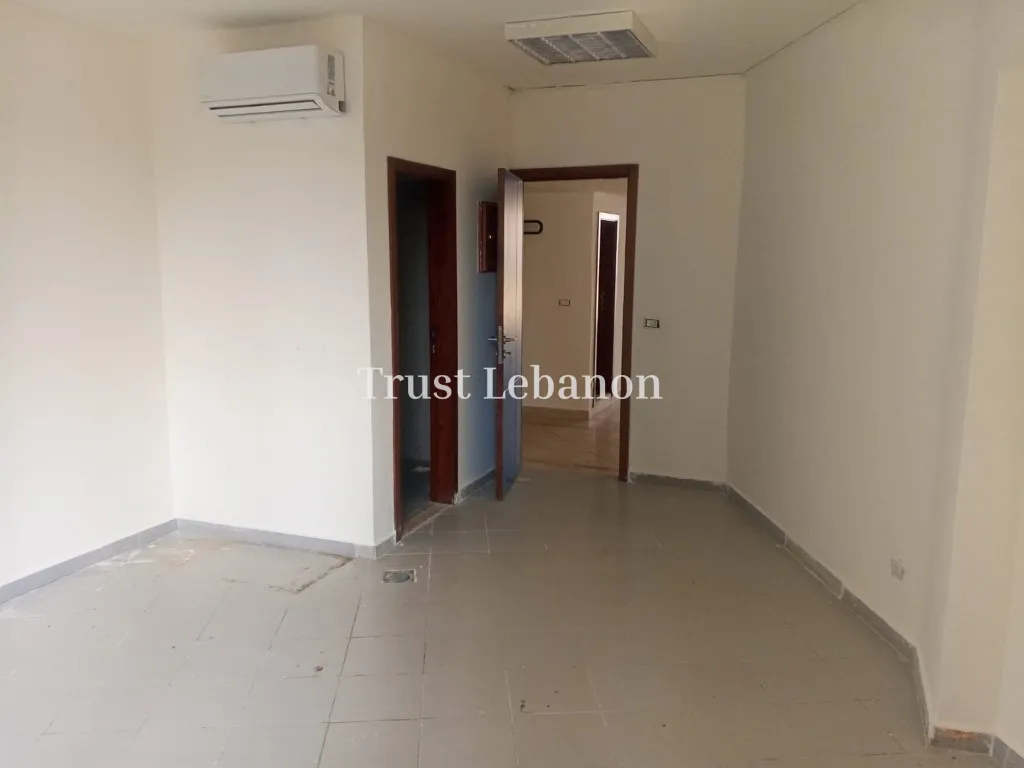 Office for rent in Hamra, Beirut, Lebanon