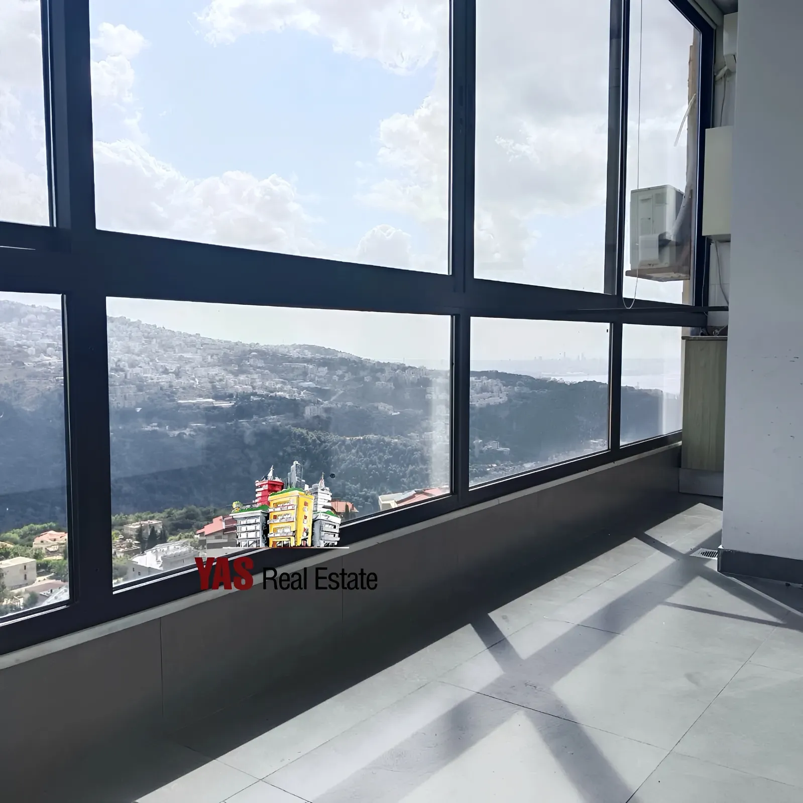 Office for rent in Jeita