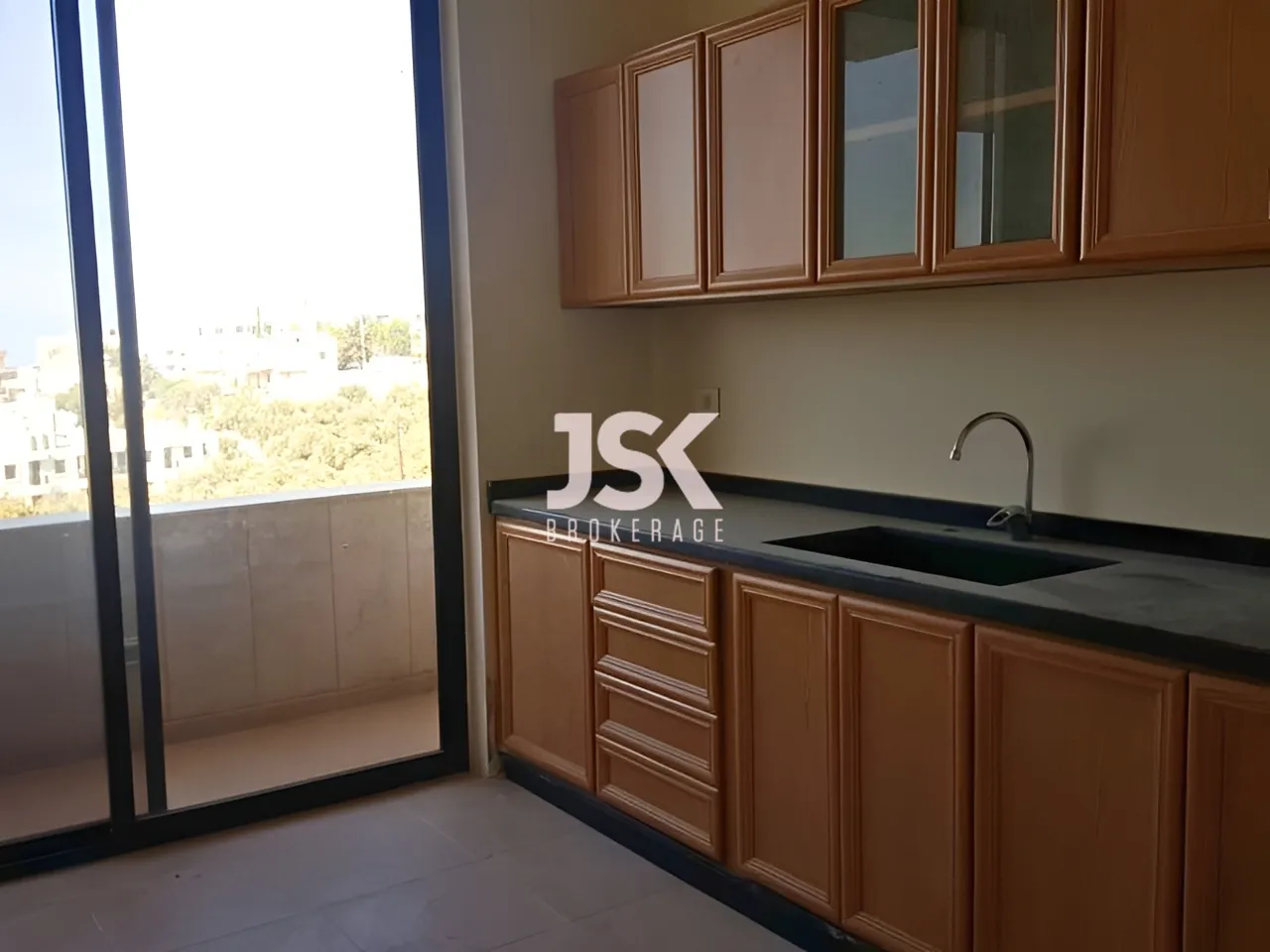 Apartment for Sale in Aamchit