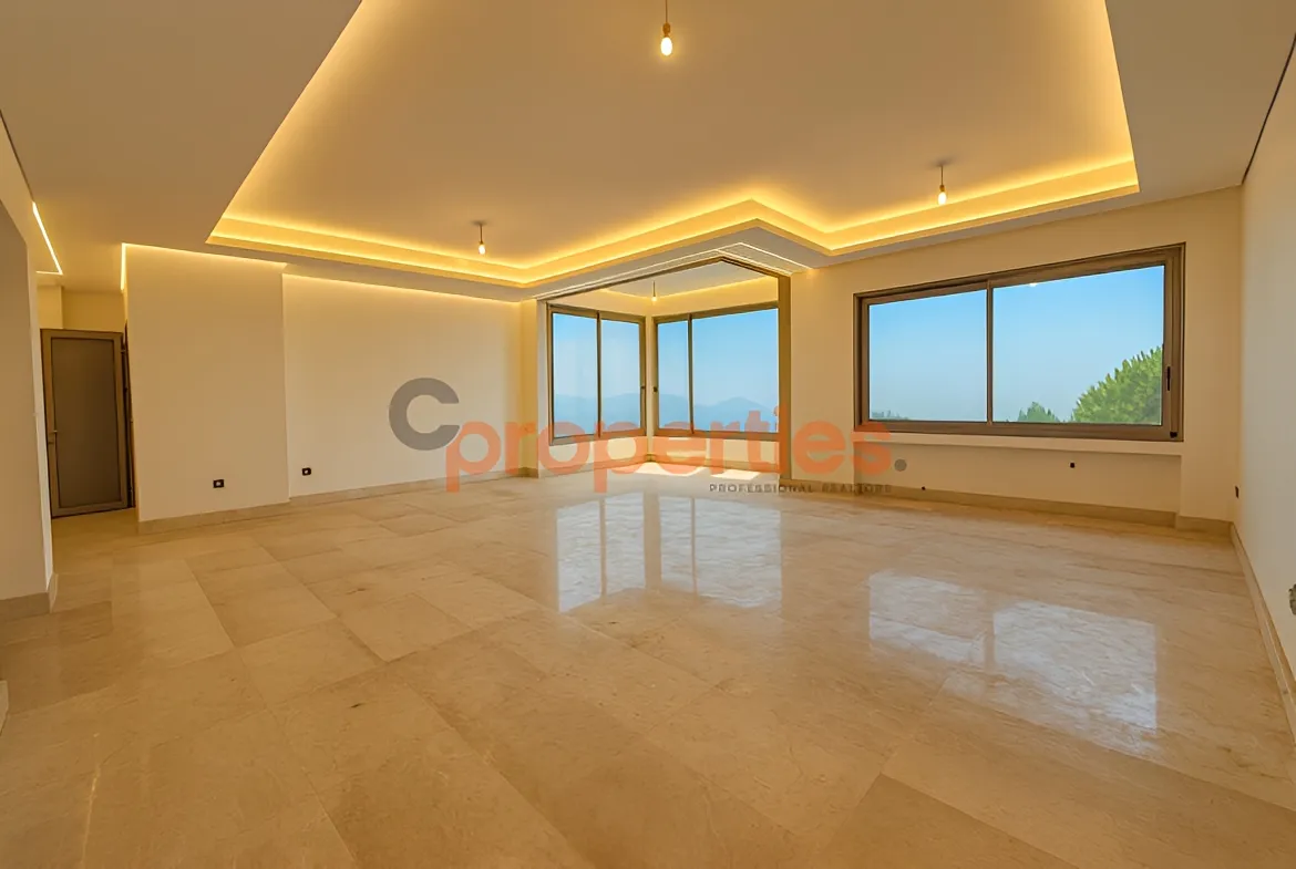 Apartment for Sale in Montiverdi - 3 bed, 5 bath