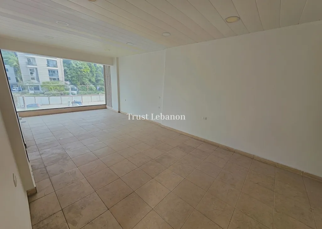 Office for rent in Zouk Mosbeh, Lebanon