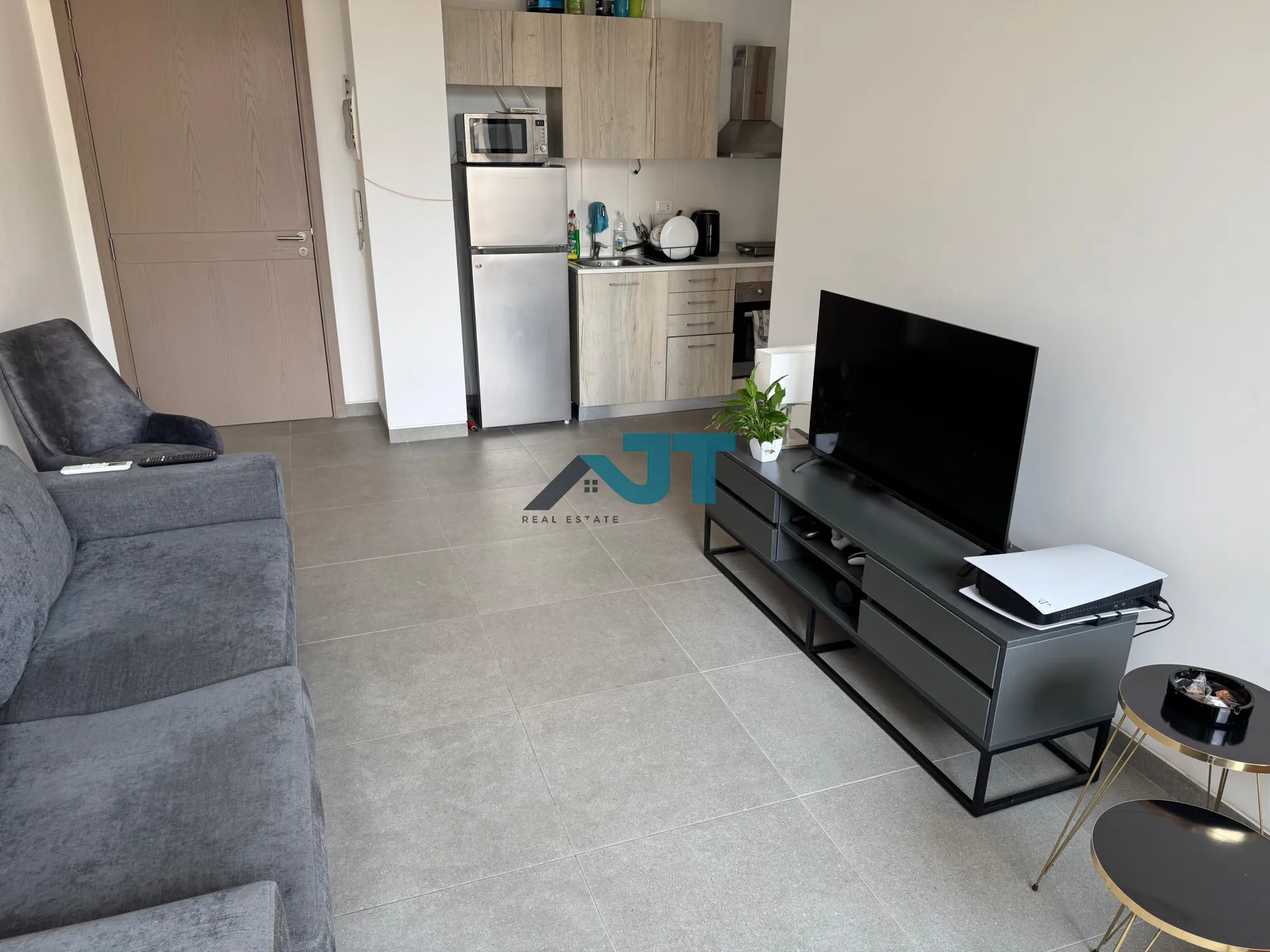 Apartment for rent in Monot, beirut, lebanon