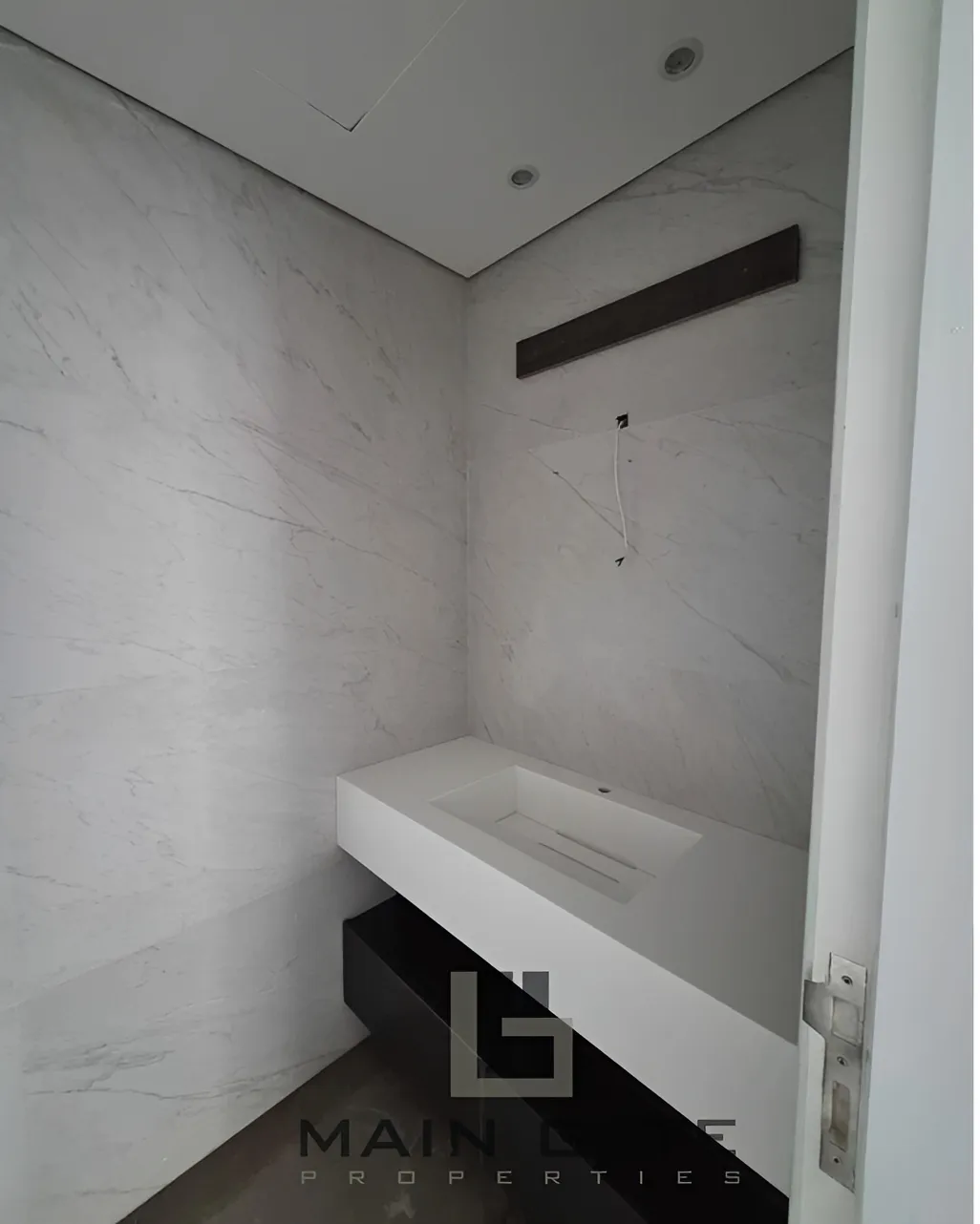 Apartment for Rent in Adma w Dafnah, Lebanon