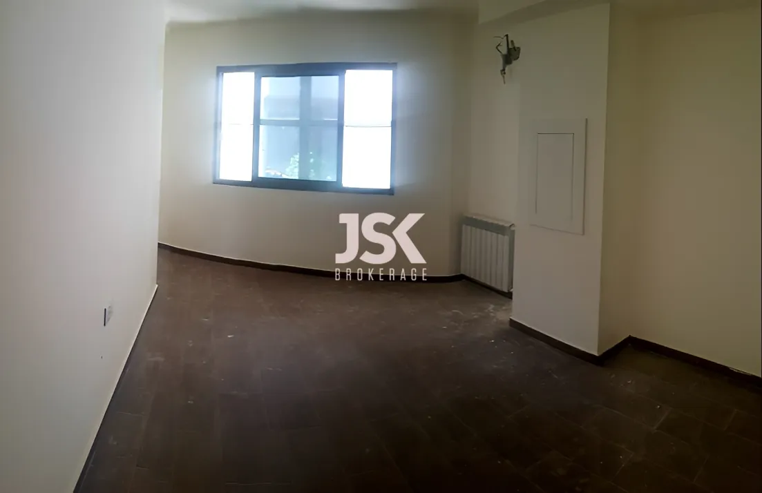 Triplex for Sale in Kfour