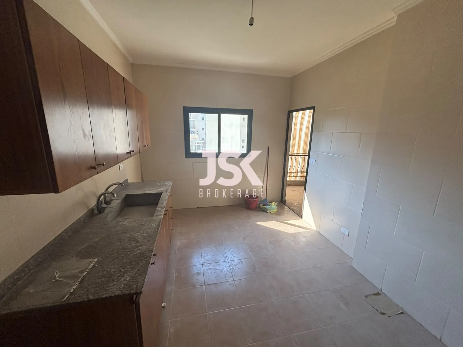Apartment for Sale in Dekwaneh