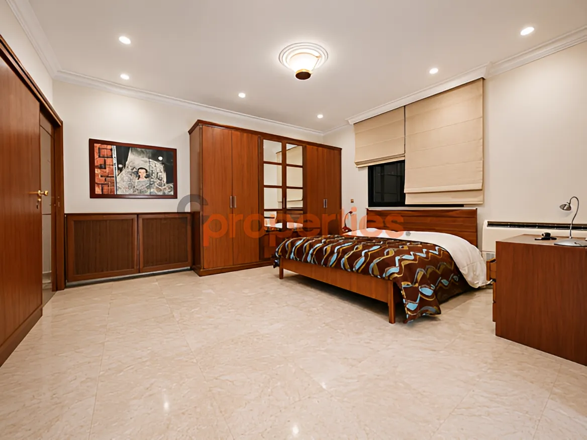 Duplex for rent in Ramleh Al Bayda, Beirut, Lebanon