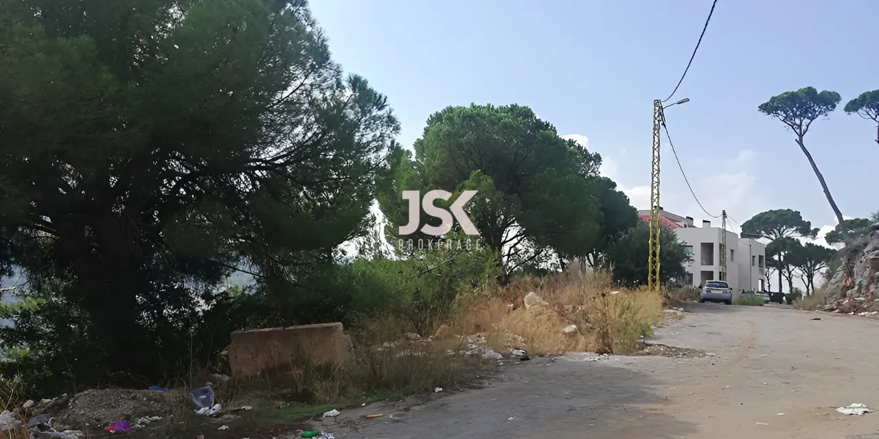 Land for Sale in Baabdat