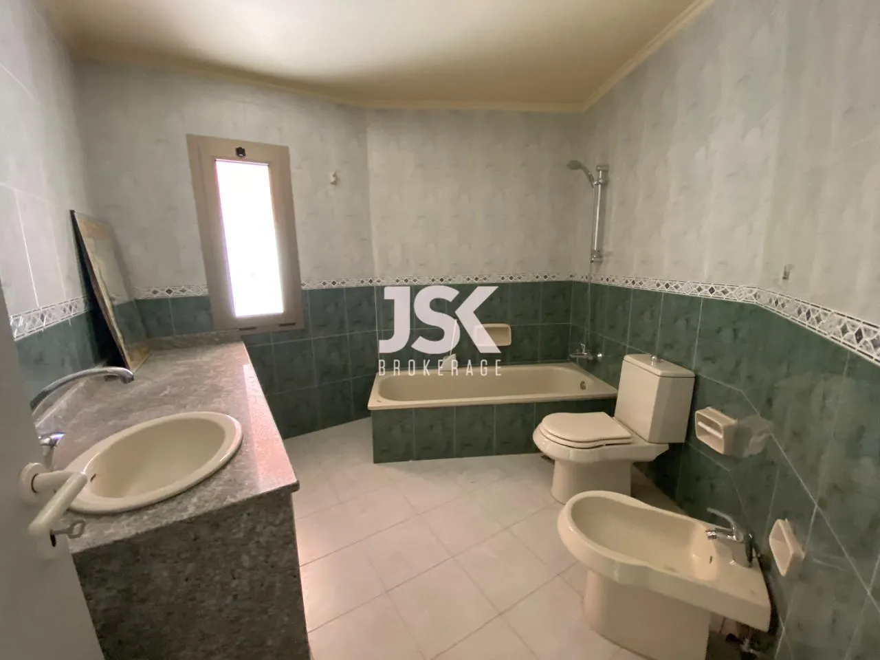 Villa for Sale in Laqlouq