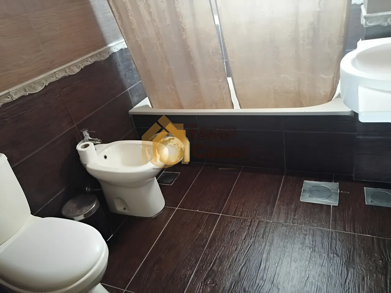 Apartment for Sale in Zahle - 4 bed, 2 bath