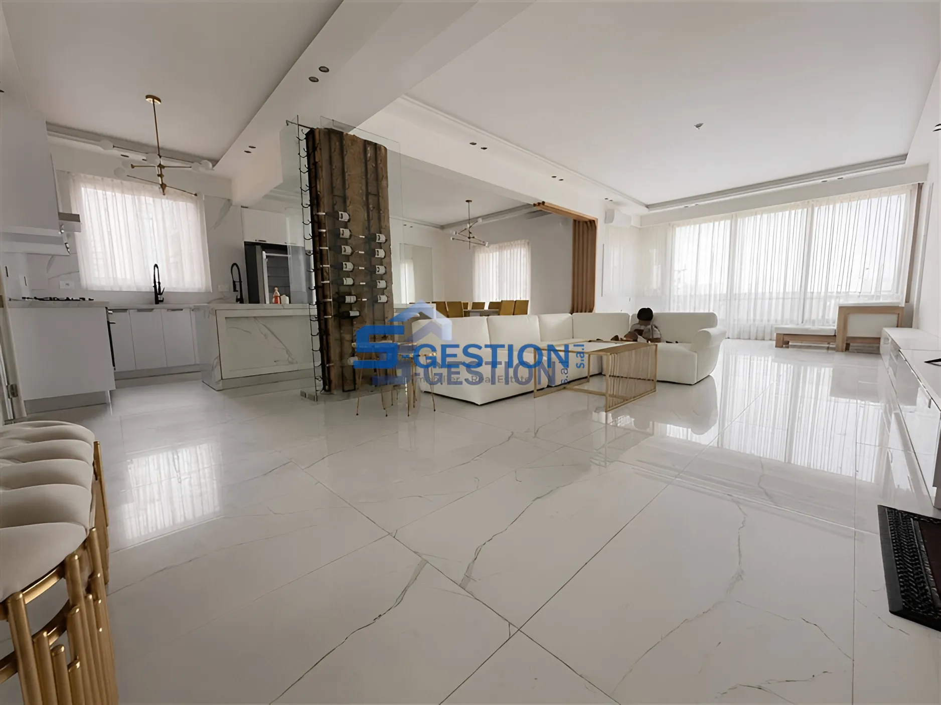 Apartment for Sale in Achrafieh - 3 bed, 3 bath
