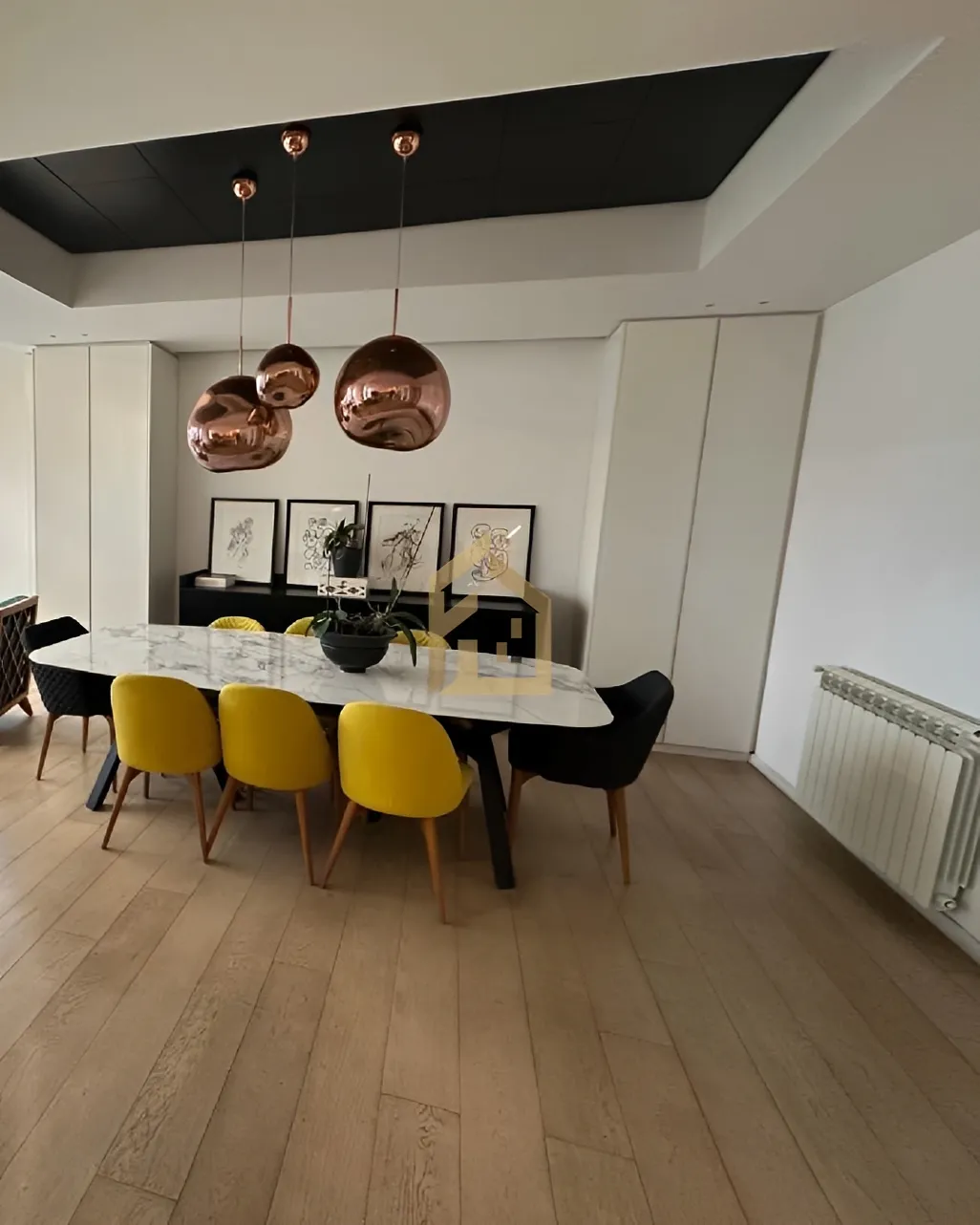 Apartment for sale in Achrafieh, Beirut, Lebanon - 3 bed, 4 bath