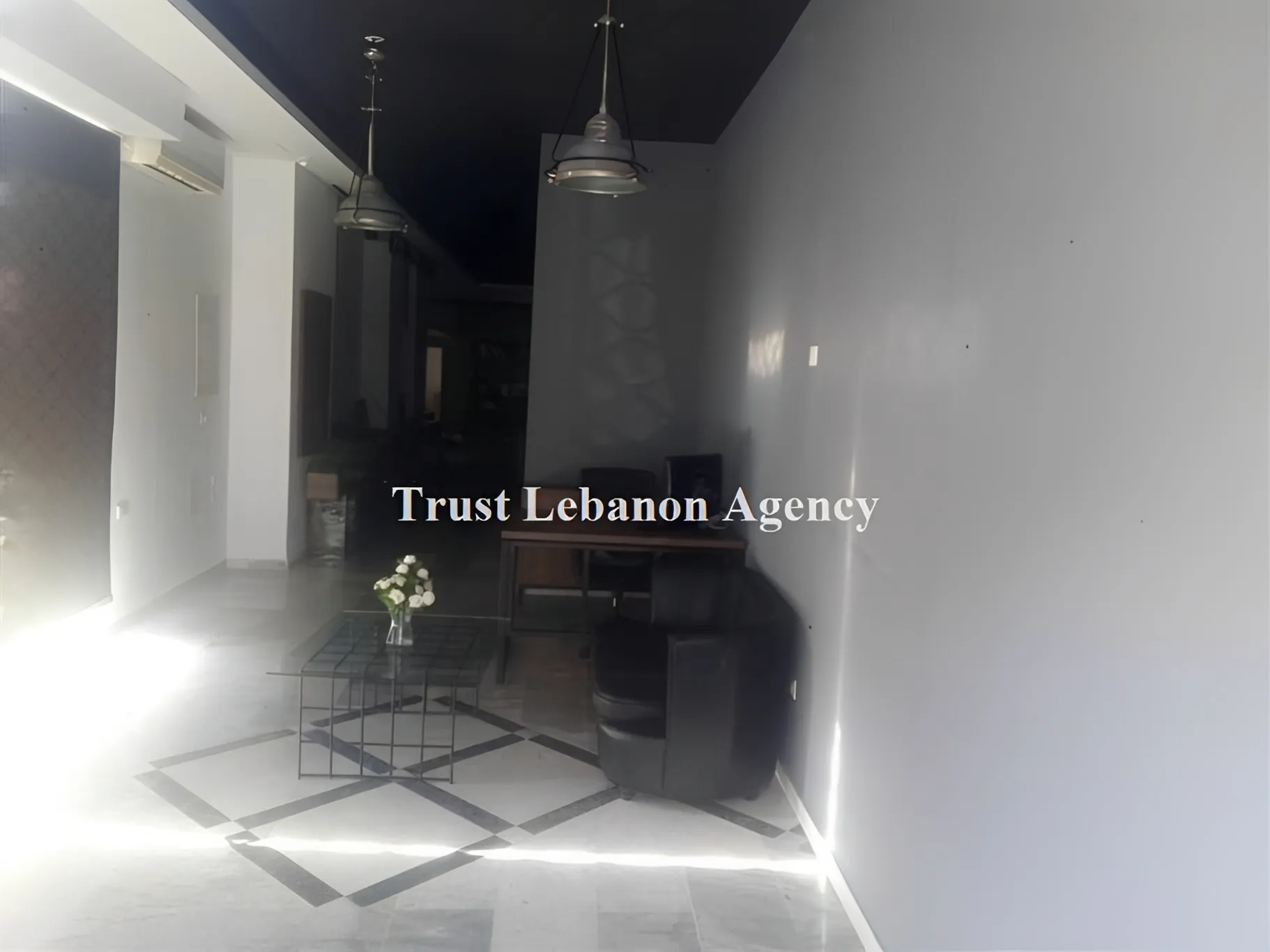 Commercial Property For Rent in Beirut, Jnah