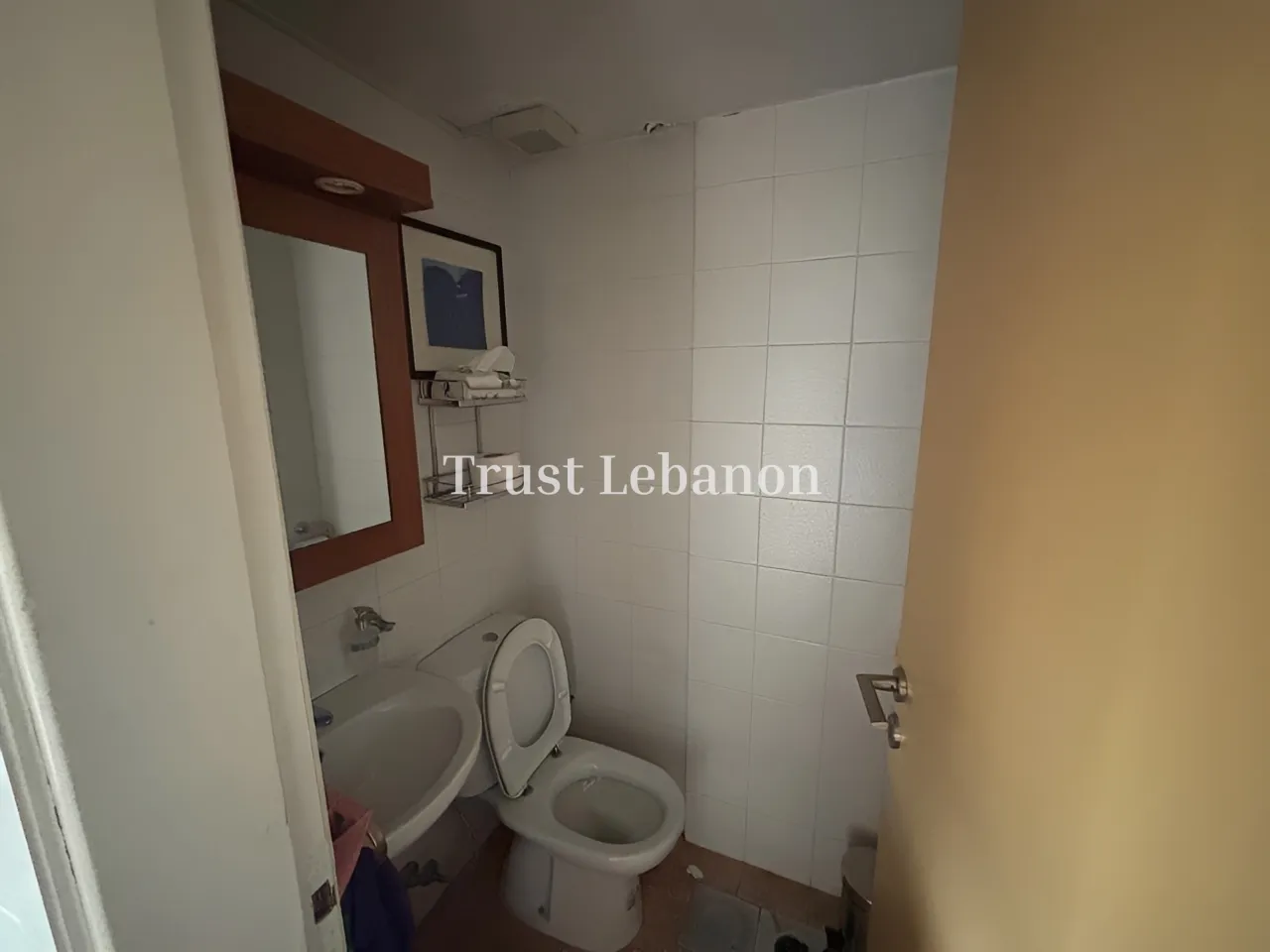Office for rent in Hazmieh